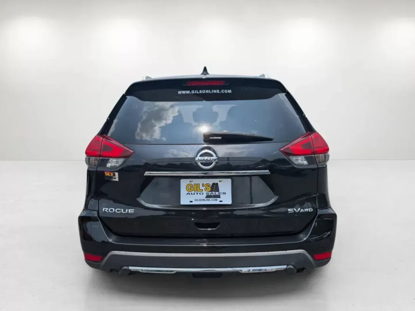 2017 /Charcoal Nissan Rogue SV (JN8AT2MV9HW) with an Other engine, located at 804 22nd Ave, Phenix City, AL, 36870, (334) 297-1860, 32.484749, -85.024475 - 2017 Nissan Rogue SV - Photo#5