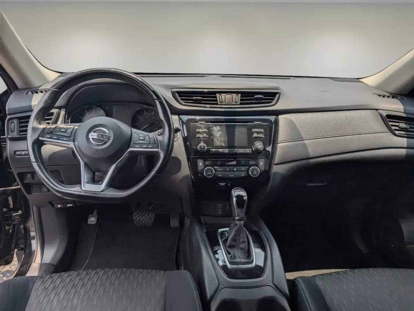 2017 /Charcoal Nissan Rogue SV (JN8AT2MV9HW) with an Other engine, located at 804 22nd Ave, Phenix City, AL, 36870, (334) 297-1860, 32.484749, -85.024475 - 2017 Nissan Rogue SV - Photo#11