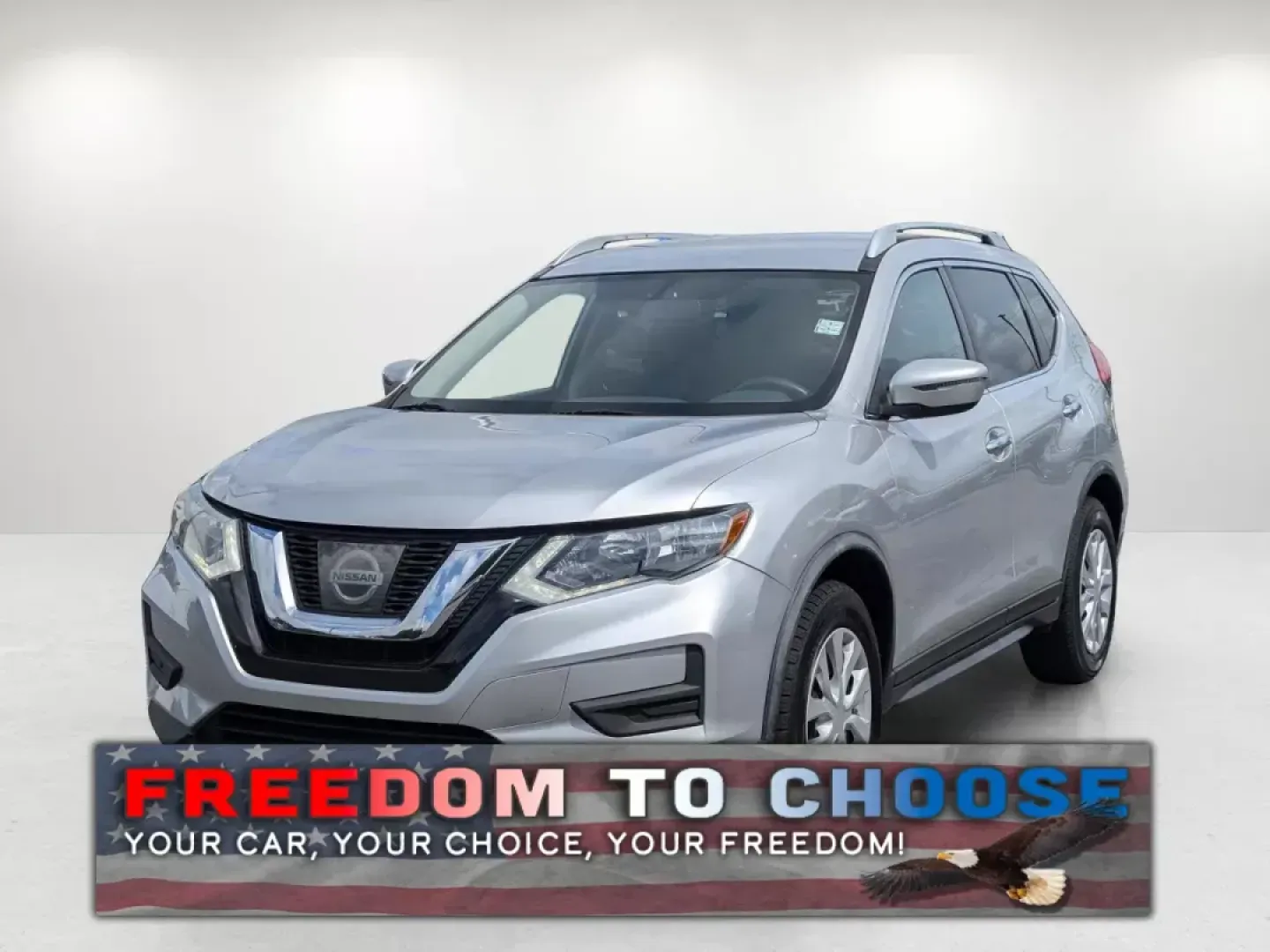 2017 /Charcoal Nissan Rogue S (JN8AT2MT8HW) with an Regular Unleaded I-4 2.5 L/152 engine, 1-Speed CVT w/OD transmission, located at 804 22nd Ave, Phenix City, AL, 36870, (334) 297-1860, 32.484749, -85.024475 - ### Discover Your Next Adventure with the 2017 Nissan Rogue at Gils Auto - Phenix City #2<br /> <br /> Are you ready to elevate your daily commute or embark on exciting weekend getaways? The 2017 Nissan Rogue, available now at Gils Auto - Phenix City #2, is the perfect SUV for drivers who crave vers - Photo#0