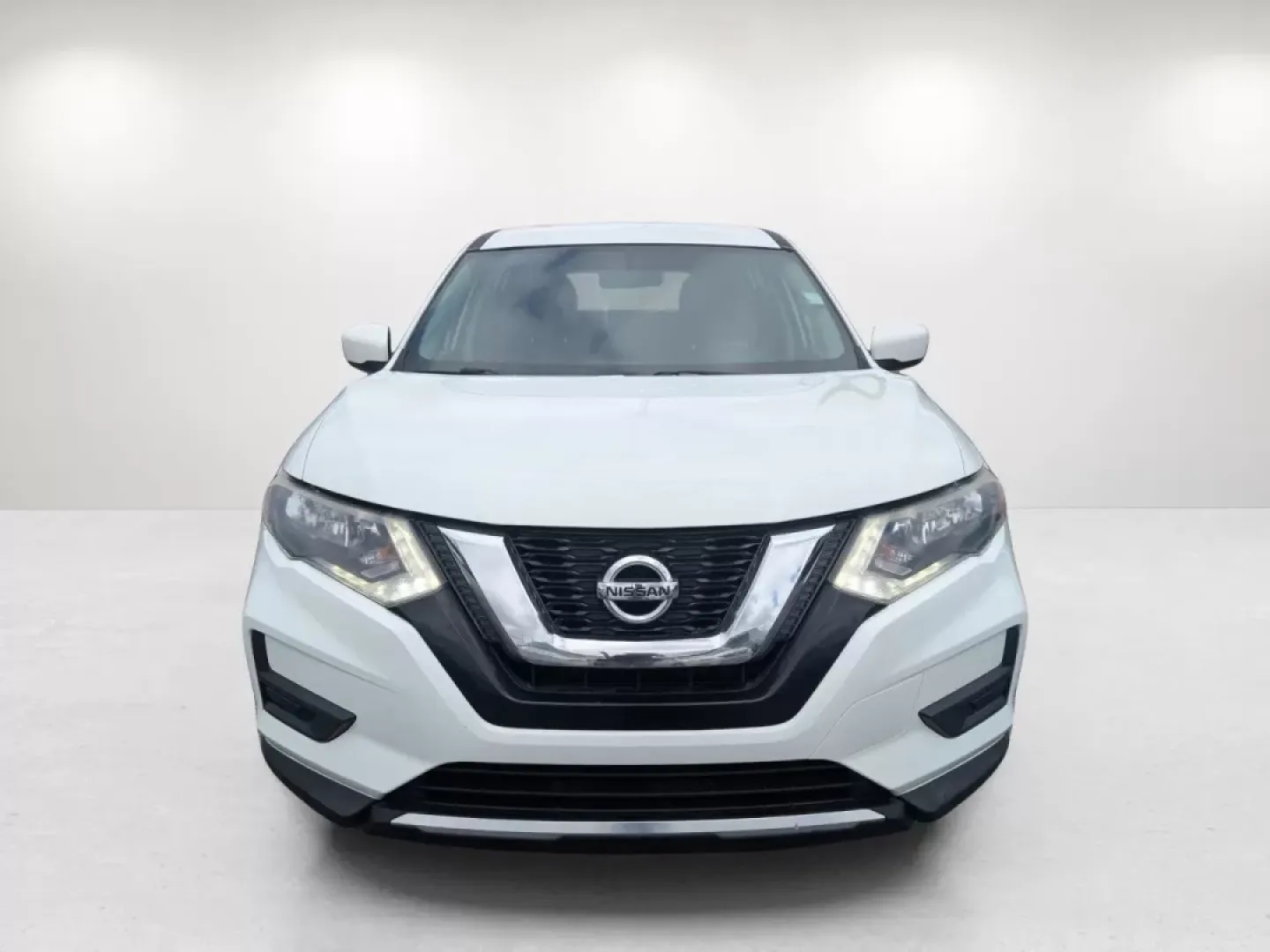 2017 /Charcoal Nissan Rogue S (KNMAT2MV1HP) with an Other engine, located at 5115 14th Ave., Columbus, GA, 31904, (706) 323-0345, 32.511494, -84.971046 - **Unleash Adventures with the 2017 Nissan Rogue S at Gils Auto - Phenix City!**<br /> <br /> Are you ready to elevate your weekend getaways and daily commutes? The 2017 Nissan Rogue S is your perfect companion for family outings, road trips, or just navigating the bustling streets of Phenix City, AL - Photo#1