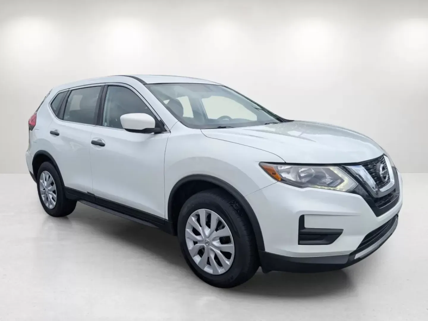 2017 /Charcoal Nissan Rogue S (KNMAT2MV1HP) with an Other engine, located at 5115 14th Ave., Columbus, GA, 31904, (706) 323-0345, 32.511494, -84.971046 - **Unleash Adventures with the 2017 Nissan Rogue S at Gils Auto - Phenix City!**<br /> <br /> Are you ready to elevate your weekend getaways and daily commutes? The 2017 Nissan Rogue S is your perfect companion for family outings, road trips, or just navigating the bustling streets of Phenix City, AL - Photo#2