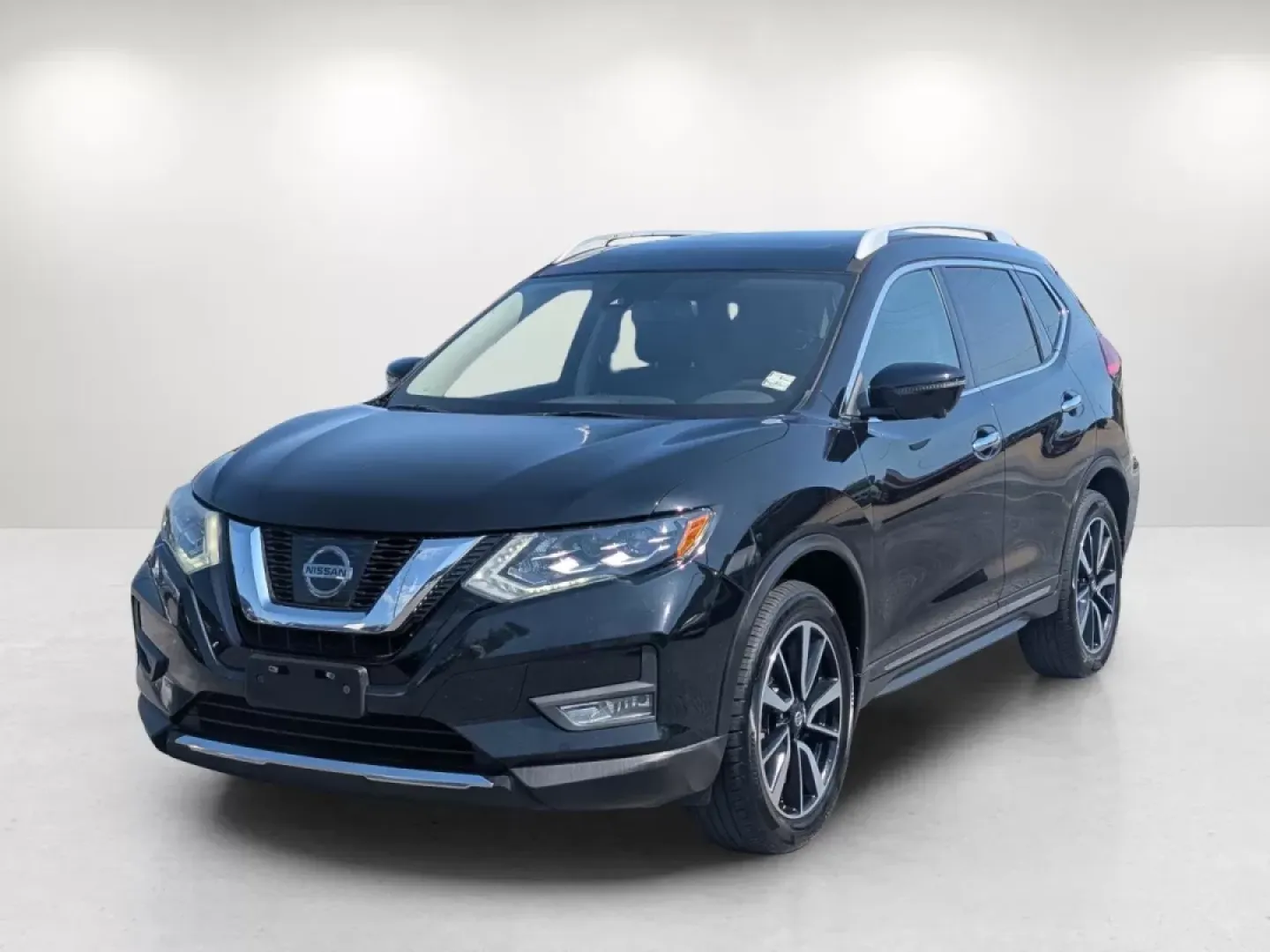 2017 Nissan Rogue SL (5N1AT2MV4HC) with an Other engine, located at 3959 U.S. 80 W, Phenix City, AL, 36870, (334) 297-4885, 32.469296, -85.135185 - Are you ready to elevate your everyday adventures? Introducing the 2017 Nissan Rogue, a versatile and stylish SUV that seamlessly blends comfort and functionality, perfect for growing families, weekend explorers, or anyone seeking a reliable commuter vehicle. At Gils Auto in Phenix City, AL, we spec - Photo#1