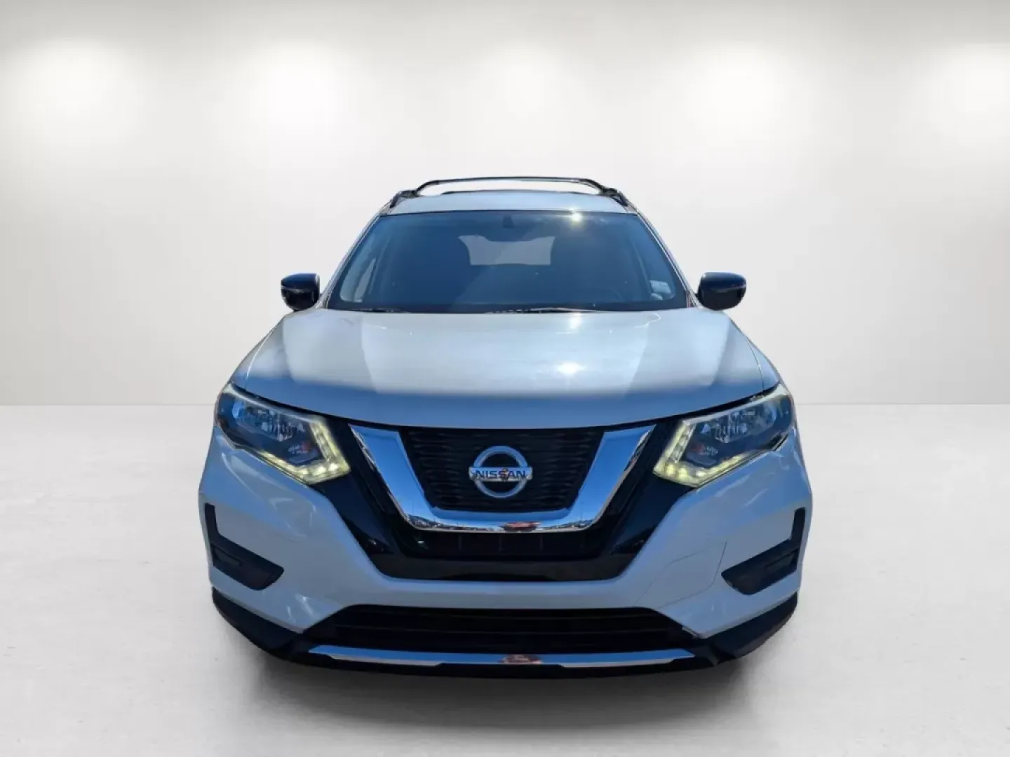 2017 /Charcoal Nissan Rogue SV (5N1AT2MT3HC) with an Other engine, located at 7000 Northlake Connector, Columbus, GA, 31904, (706) 987-8085, 32.524975, -84.978134 - **Experience Adventure with the 2017 Nissan Rogue SV at Gils Auto in Phenix City, AL!**<br /> <br /> Looking for the perfect SUV to elevate your family adventures or daily commutes? The 2017 Nissan Rogue SV is designed to meet your lifestyle needs, whether you're navigating city streets or exploring - Photo#1