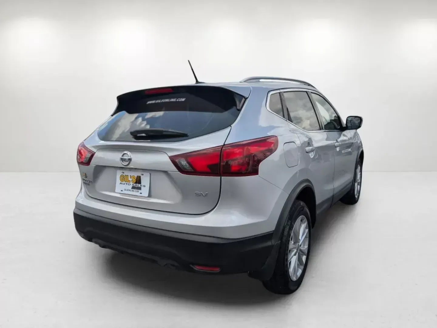 2017 /Charcoal Nissan Rogue Sport SV (JN1BJ1CP3HW) with an Other engine, located at 5115 14th Ave., Columbus, GA, 31904, (706) 323-0345, 32.511494, -84.971046 - **Adventure Awaits in the 2017 Nissan Rogue Sport SV Your Ideal Everyday Companion!**<br /> <br /> Are you in search of a versatile vehicle that seamlessly transitions from daily commutes to weekend getaways? Look no further than the 2017 Nissan Rogue Sport SV, an ideal choice for active lifestyles - Photo#4