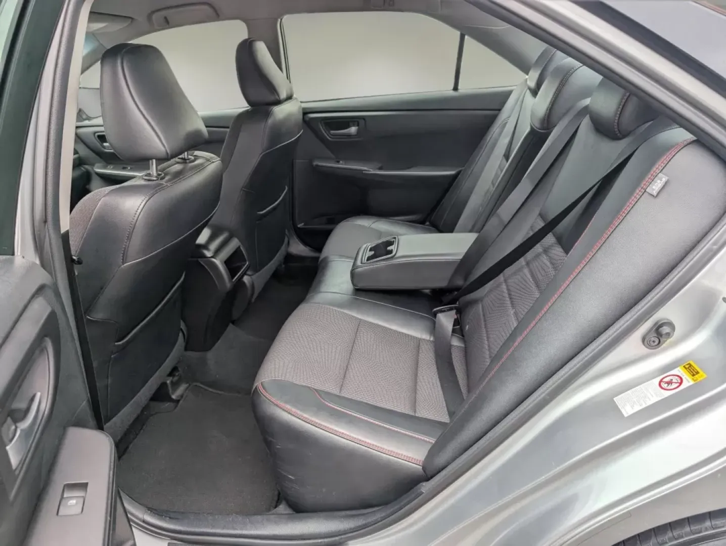 2017 Toyota Camry SE (4T1BF1FK4HU) with an Other engine, located at 1430 Gateway Drive, Opelika, AL, 36801, (334) 239-0944, 32.637871, -85.409790 - If you're looking for a reliable sedan that blends style, comfort, and efficiency, then the 2017 Toyota Camry is your perfect companion for daily commutes, family outings, and weekend adventures. This versatile vehicle is ideal for budget-conscious buyers and those seeking a dependable ride, and it' - Photo#10