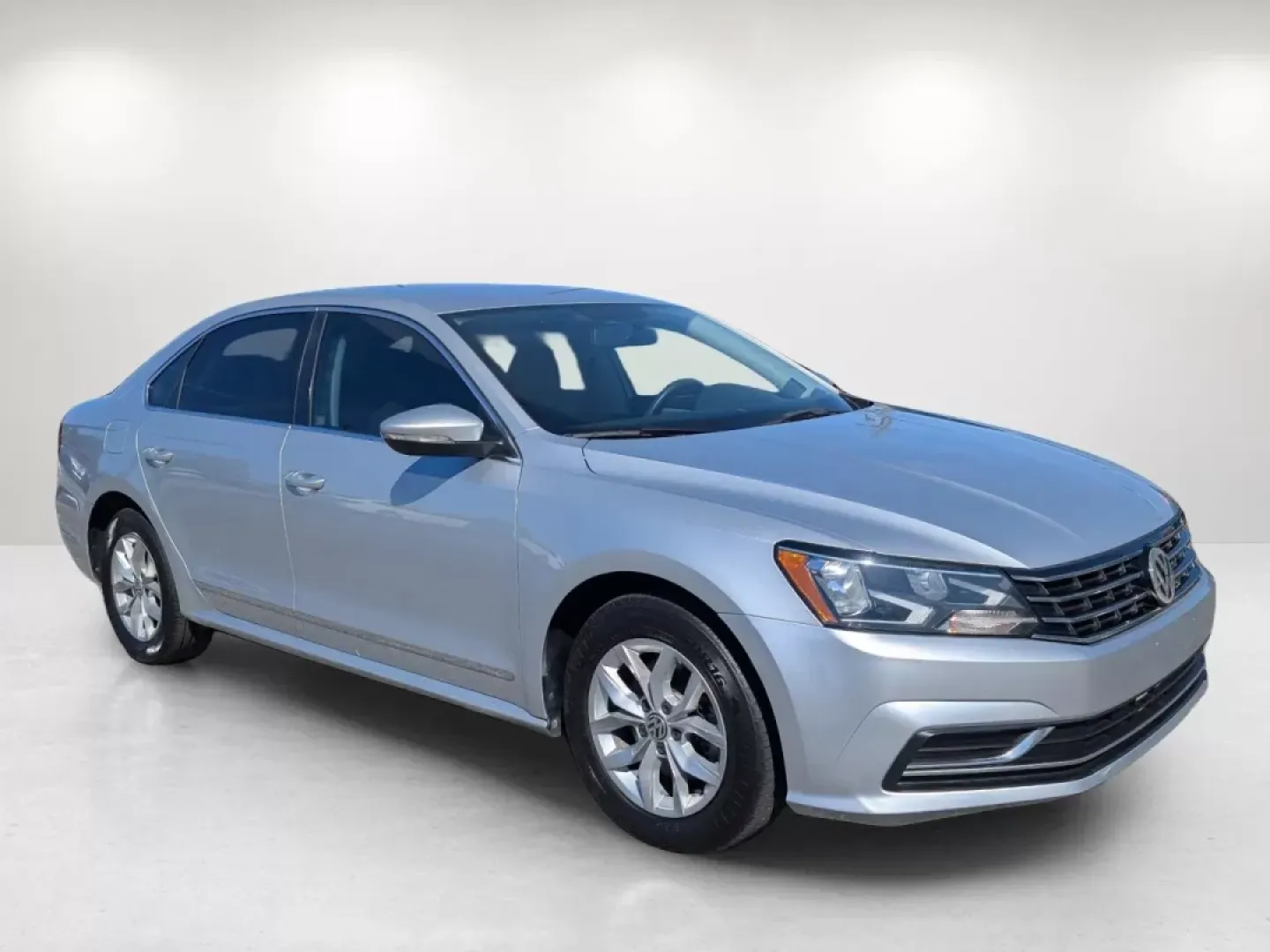 2017 Volkswagen Passat 1.8T S (1VWAT7A39HC) with an Other engine, located at 804 22nd Ave, Phenix City, AL, 36870, (334) 297-1860, 32.484749, -85.024475 - Embrace the open road with the 2017 Volkswagen Passat 1.8T S, an ideal solution for those seeking a reliable and stylish sedan perfect for any lifestyle. Whether you're commuting through the bustling streets of Phenix City or embarking on weekend getaways, this vehicle is designed to offer comfort, - Photo#2