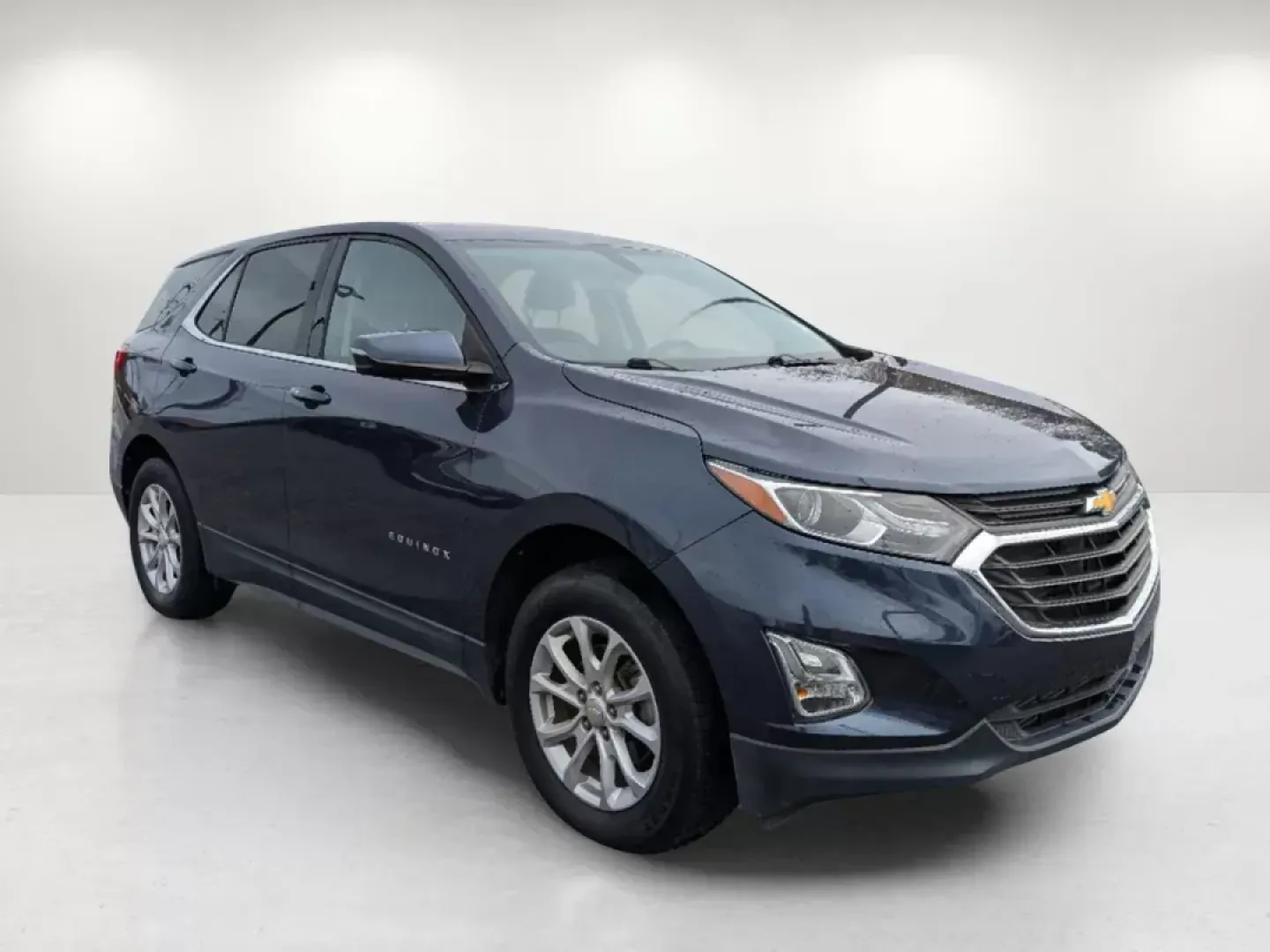 2018 /Medium Ash Gray Chevrolet Equinox LT (3GNAXSEV5JL) with an Other engine, located at 3959 U.S. 80 W, Phenix City, AL, 36870, (334) 297-4885, 32.469296, -85.135185 - Are you looking for the perfect blend of comfort, style, and versatility for your everyday adventures? Look no further! The 2018 Chevrolet Equinox LT is designed for those who seek a reliable and spacious SUV suitable for growing families and active lifestyles alike. Whether you're navigating your d - Photo#2