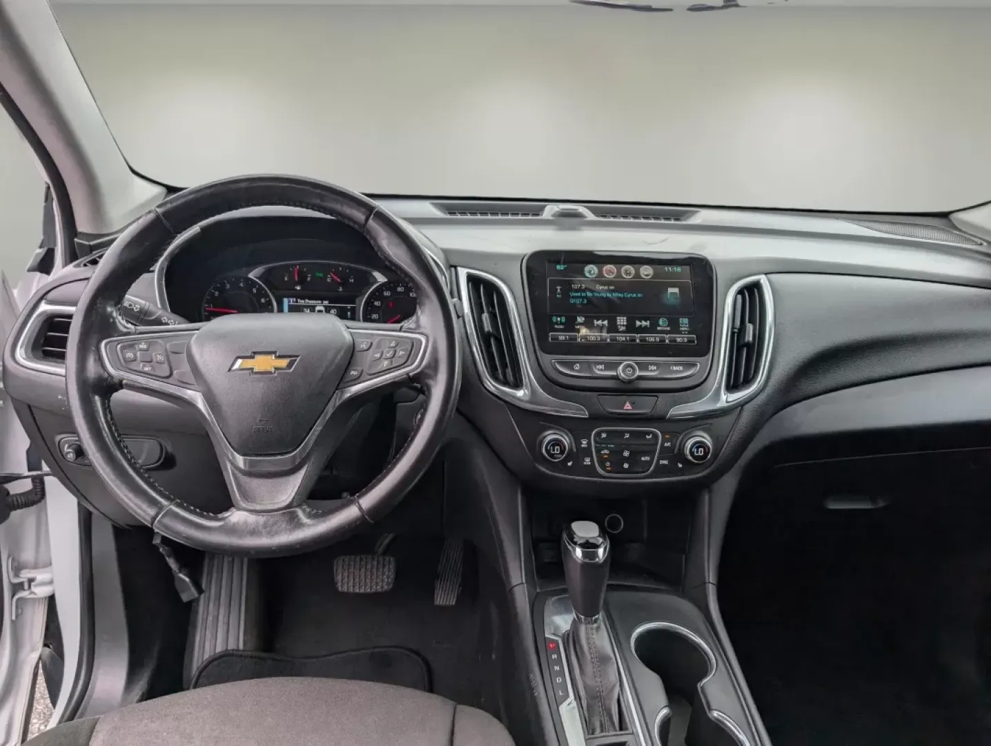 2018 /Jet Black Chevrolet Equinox LT (2GNAXJEV7J6) with an Other engine, located at 804 22nd Ave, Phenix City, AL, 36870, (334) 297-1860, 32.484749, -85.024475 - **Discover Your Next Adventure with the 2018 Chevrolet Equinox LT at Gils Auto in Phenix City!**<br /> <br /> Are you ready to elevate your family outings, daily commutes, or weekend adventures? The 2018 Chevrolet Equinox LT is the perfect companion for those who appreciate comfort, safety, and mode - Photo#11