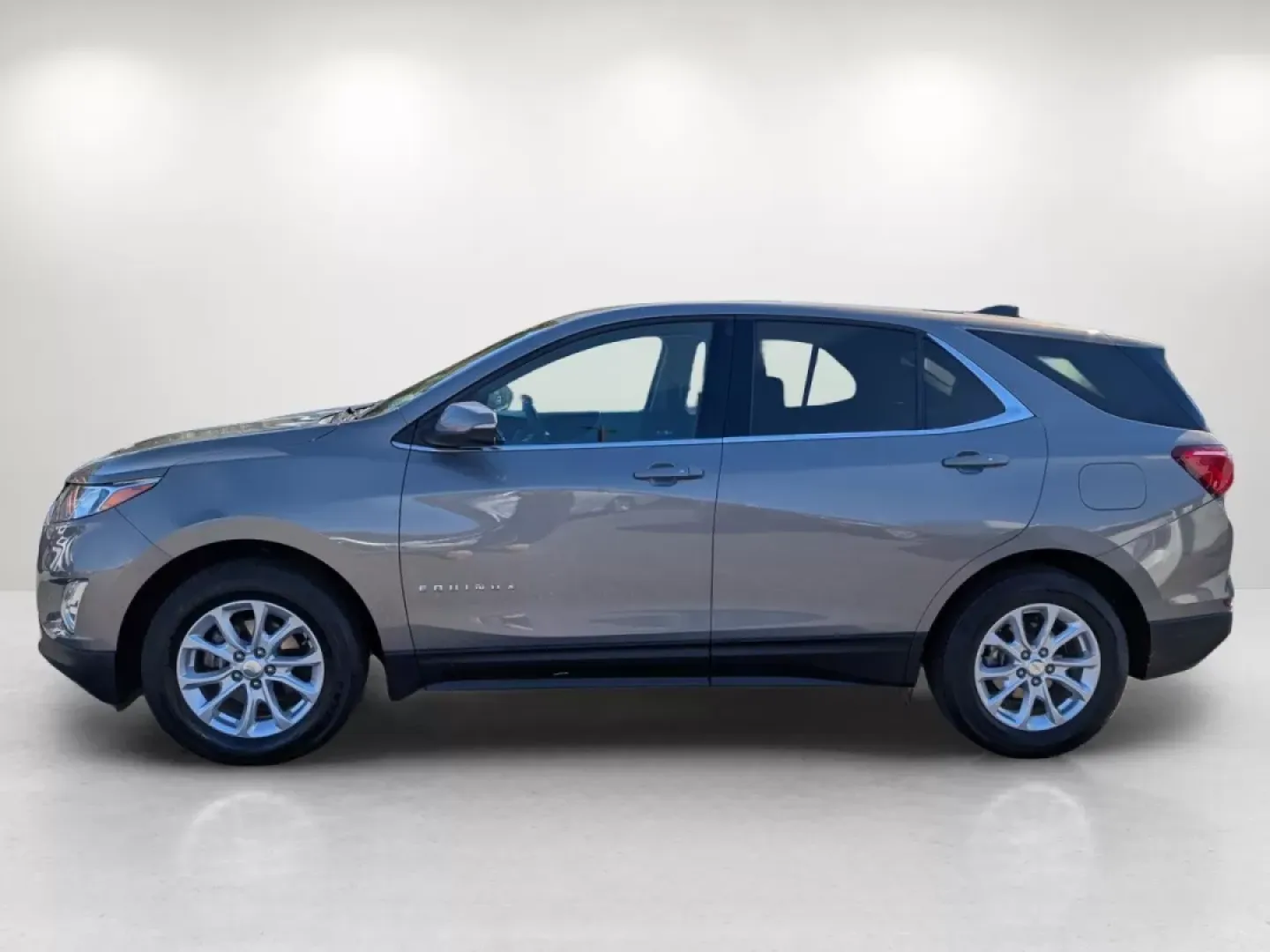 2018 /Medium Ash Gray Chevrolet Equinox LT (3GNAXJEV8JS) with an Other engine, located at 7000 Northlake Connector, Columbus, GA, 31904, (706) 987-8085, 32.524975, -84.978134 - **Adventure Awaits with This 2018 Chevrolet Equinox LT! Perfect for Families and Weekend Explorers!**<br /> <br /> Are you looking for a versatile and reliable SUV that perfectly balances comfort, technology, and performance? Look no further! This 2018 Chevrolet Equinox LT is the ideal vehicle for f - Photo#7