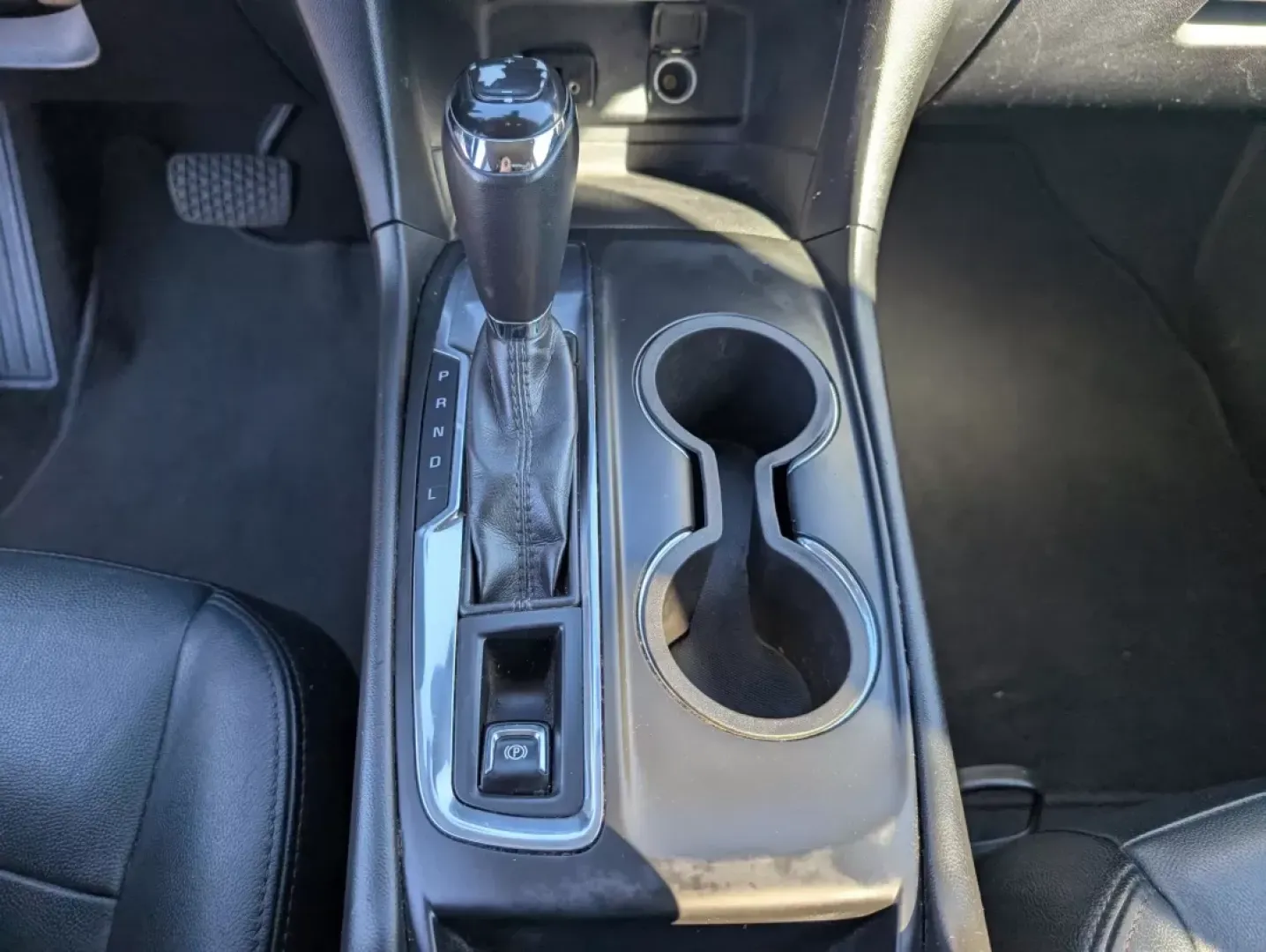 2018 /Medium Ash Gray Chevrolet Equinox LT (3GNAXJEV8JS) with an Other engine, located at 7000 Northlake Connector, Columbus, GA, 31904, (706) 987-8085, 32.524975, -84.978134 - **Adventure Awaits with This 2018 Chevrolet Equinox LT! Perfect for Families and Weekend Explorers!**<br /> <br /> Are you looking for a versatile and reliable SUV that perfectly balances comfort, technology, and performance? Look no further! This 2018 Chevrolet Equinox LT is the ideal vehicle for f - Photo#12