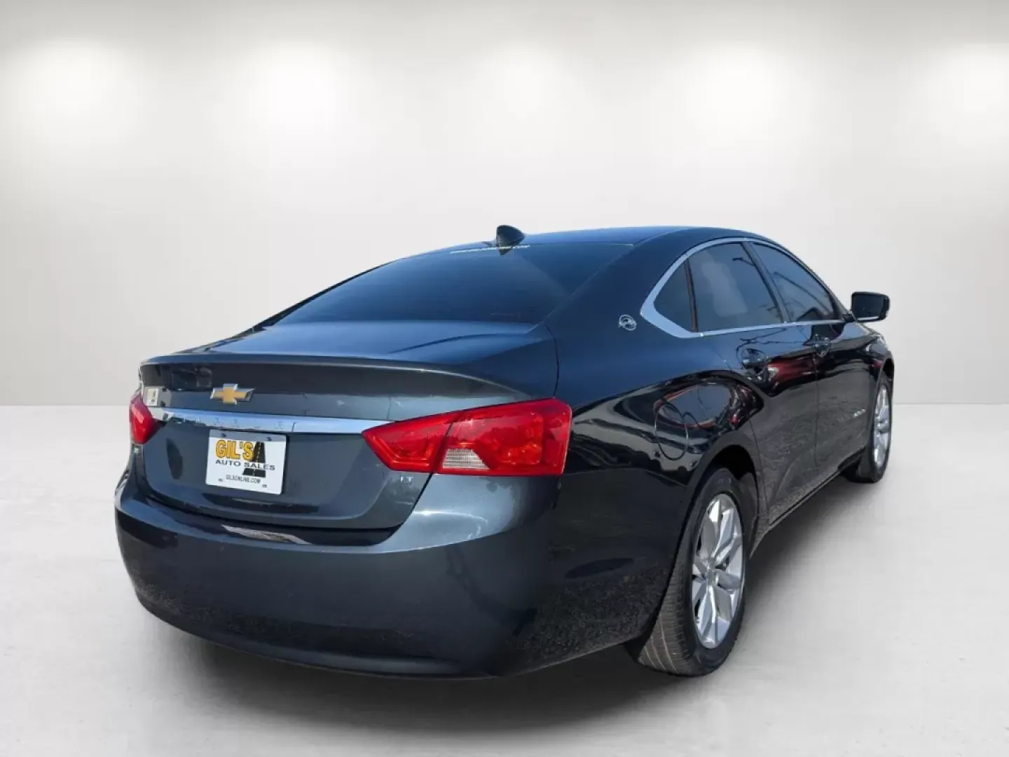 2018 /Jet Black/Dark Titanium Chevrolet Impala LT (2G1105S37J9) with an Other engine, located at 3959 U.S. 80 W, Phenix City, AL, 36870, (334) 297-4885, 32.469296, -85.135185 - **Discover Your Next Adventure with the 2018 Chevrolet Impala LT at Gils Auto!**<br /> <br /> Are you searching for a reliable sedan that perfectly balances style, comfort, and advanced technology? Look no further than this stunning 2018 Chevrolet Impala LT, now available at Gils Auto in Phenix City - Photo#5