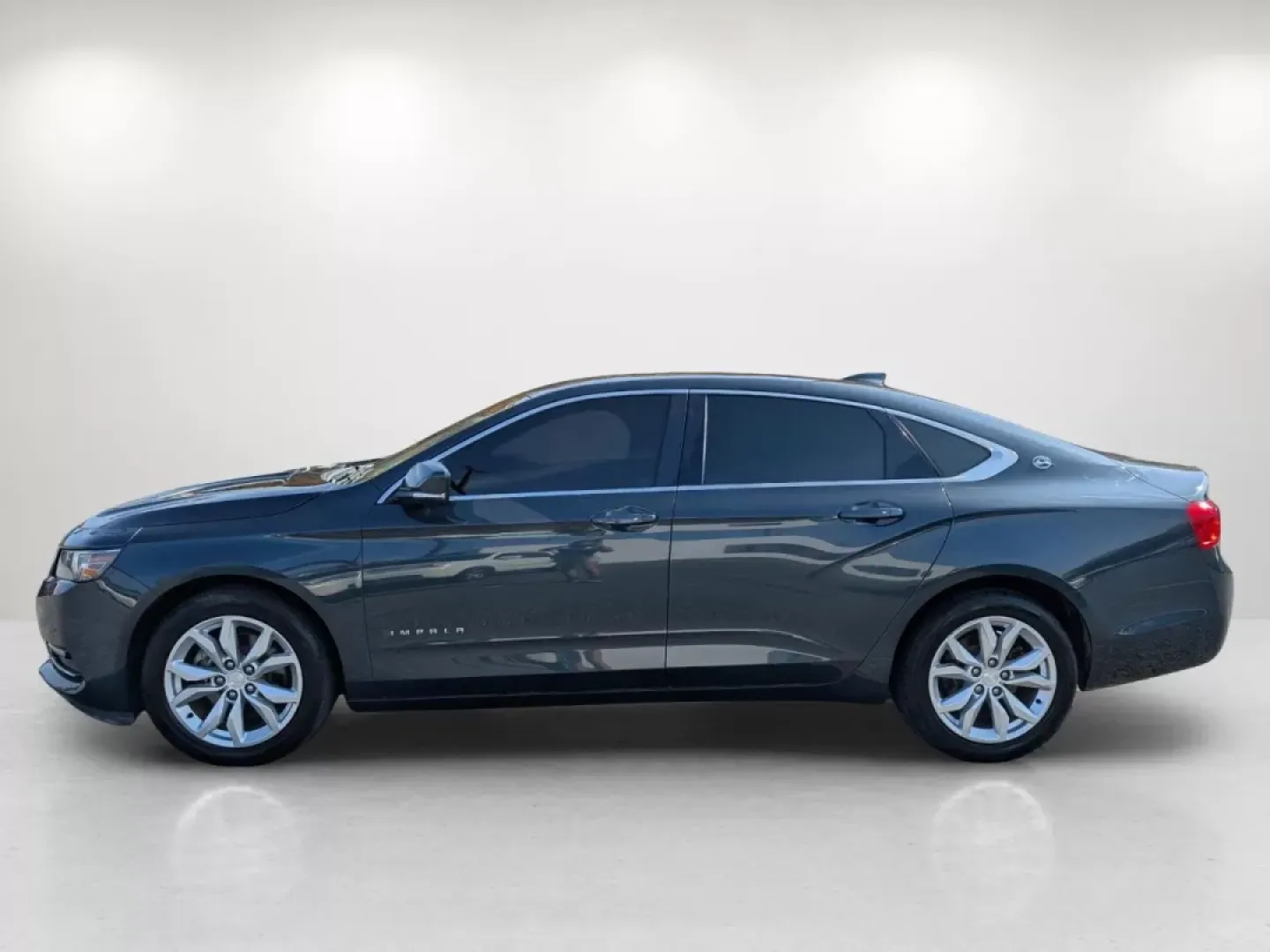 2018 /Jet Black/Dark Titanium Chevrolet Impala LT (2G1105S37J9) with an Other engine, located at 3959 U.S. 80 W, Phenix City, AL, 36870, (334) 297-4885, 32.469296, -85.135185 - **Discover Your Next Adventure with the 2018 Chevrolet Impala LT at Gils Auto!**<br /> <br /> Are you searching for a reliable sedan that perfectly balances style, comfort, and advanced technology? Look no further than this stunning 2018 Chevrolet Impala LT, now available at Gils Auto in Phenix City - Photo#8