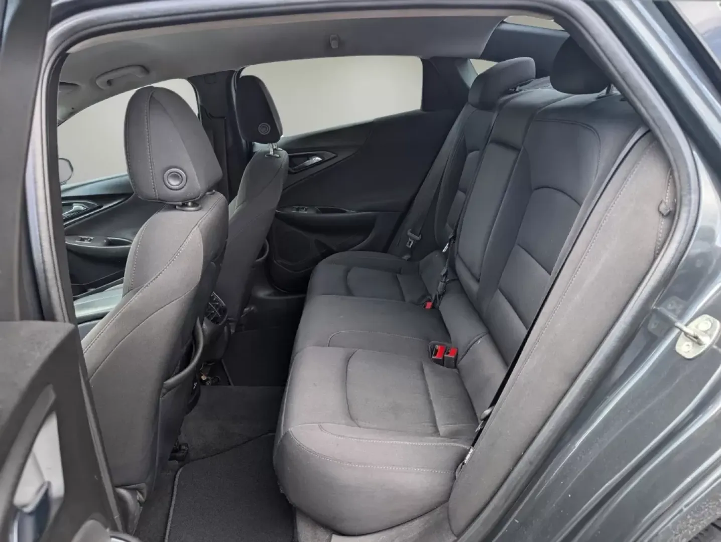 2018 /Jet Black Chevrolet Malibu LT (1G1ZD5ST3JF) with an Other engine, located at 521 Old Farm Lane Rd, Prattville, AL, 36066, (334) 325-1505, 32.482460, -86.416367 - **Experience the Open Road with the 2018 Chevrolet Malibu LT from Gils Auto - Columbus**<br /> <br /> Are you looking for a reliable sedan that fits seamlessly into your daily routine? Whether you're commuting through Columbus or planning a weekend getaway, the 2018 Chevrolet Malibu LT is your perfe - Photo#25