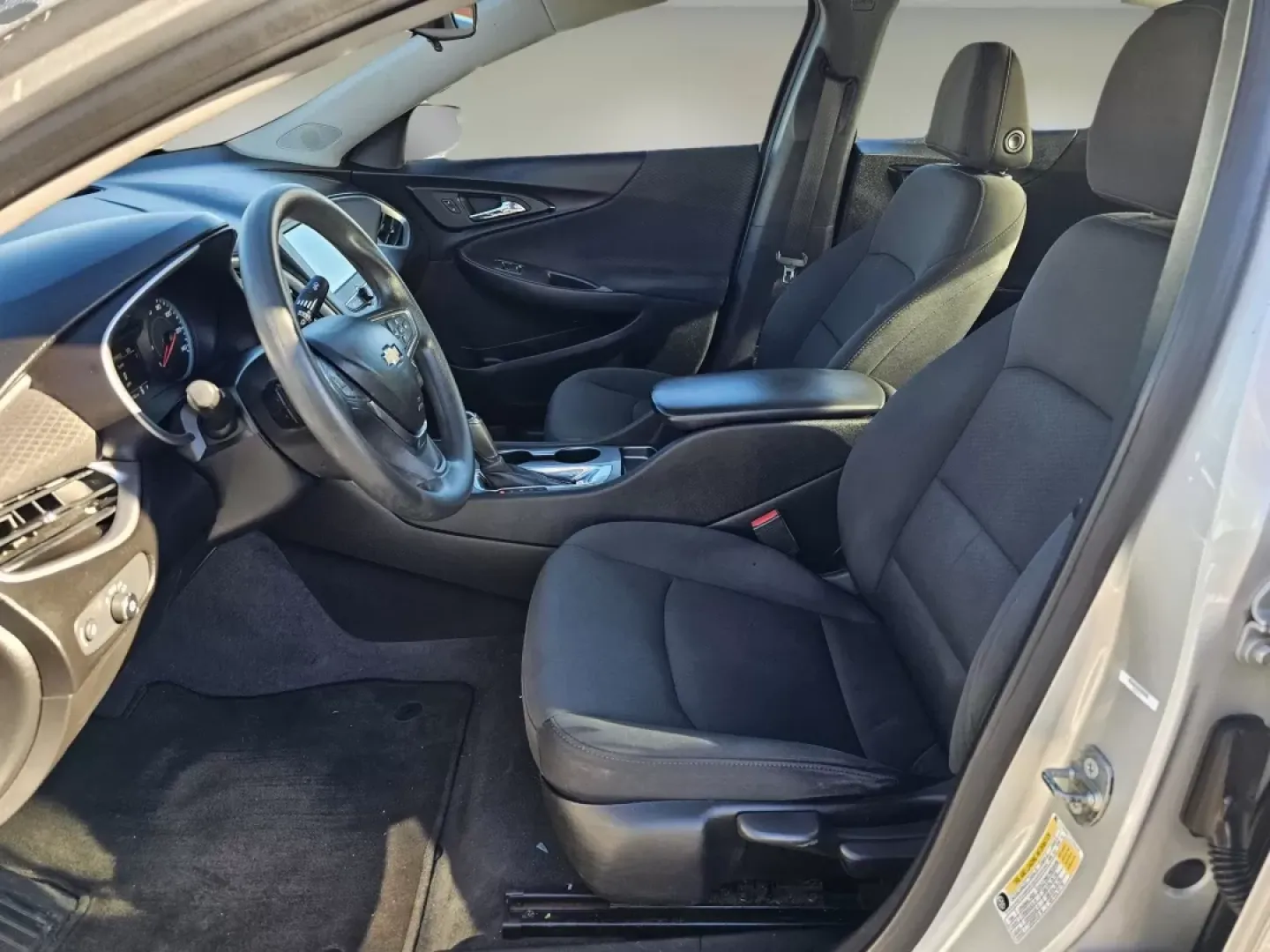 2018 /Jet Black Chevrolet Malibu LS (1G1ZB5ST1JF) with an Other engine, located at 5115 14th Ave., Columbus, GA, 31904, (706) 323-0345, 32.511494, -84.971046 - **Discover Your New Adventure with the 2018 Chevrolet Malibu at Gils Auto in Prattville, AL!**<br /> <br /> Are you ready to elevate your daily commute or embark on weekend adventures without breaking the bank? Look no further than the 2018 Chevrolet Malibu, available now at Gils Auto! This well-rou - Photo#9