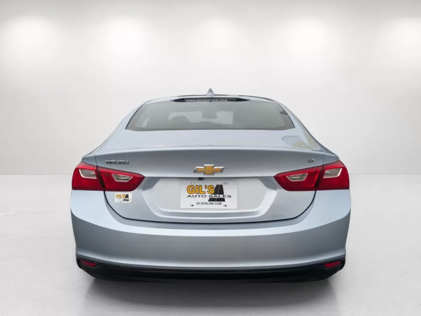 2018 /Jet Black Chevrolet Malibu LT (1G1ZD5STXJF) with an Other engine, located at 5115 14th Ave., Columbus, GA, 31904, (706) 323-0345, 32.511494, -84.971046 - **Discover Your Next Adventure in the 2018 Chevrolet Malibu LT at Gils Auto!** <br /> <br /> Are you tired of long commutes and cramped sedans? Elevate your daily drives with the 2018 Chevrolet Malibu LT, available now at Gils Auto, your trusted Buy Here Pay Here dealership located at 3959 U.S. 80 W - Photo#5