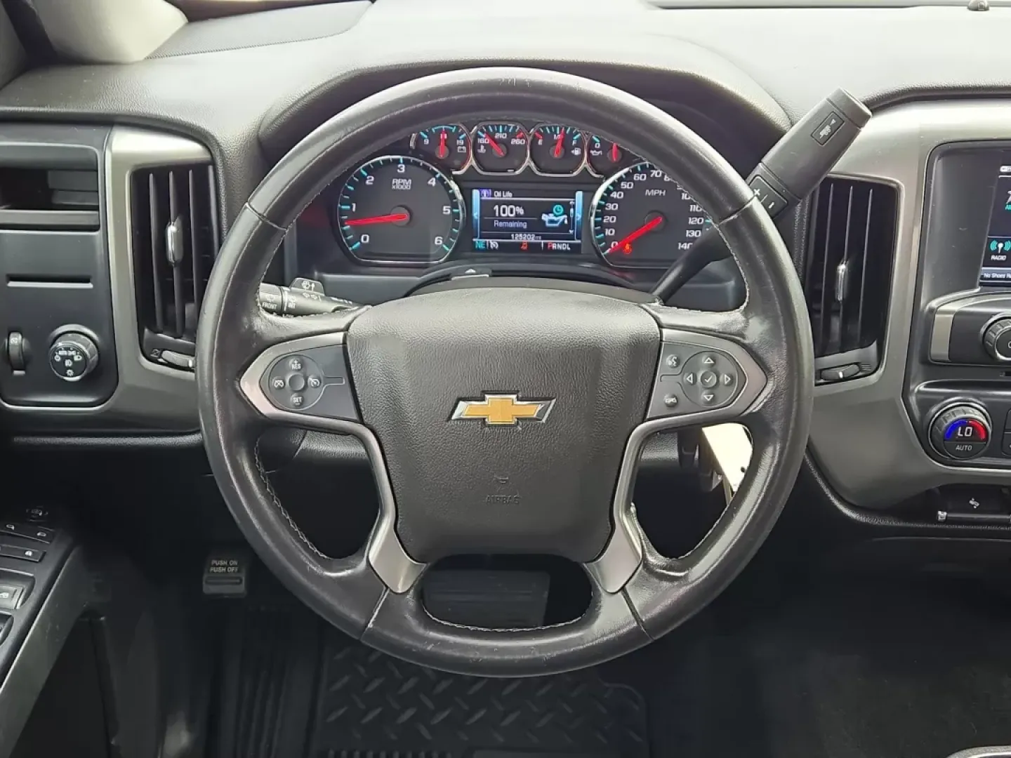 2018 /Jet Black Chevrolet Silverado 1500 LT (3GCPCREC2JG) with an Other engine, located at 3959 U.S. 80 W, Phenix City, AL, 36870, (334) 297-4885, 32.469296, -85.135185 - Experience adventure and versatility with this stunning 2018 Chevrolet Silverado 1500 LT, now available at Gils Auto, located at 3959 U.S. 80 W, Phenix City, AL 36870. This versatile pickup is perfect for weekend adventures, family road trips, or daily commutes, making it an ideal choice for those w - Photo#16