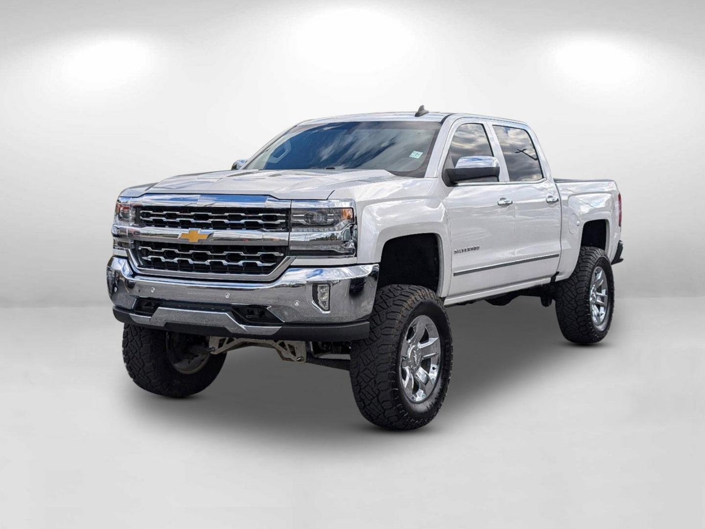 2018 /Cocoa/Dune Chevrolet Silverado 1500 LTZ (3GCUKSEJ0JG) with an Gas V8 6.2L/376 engine, 8-Speed Automatic transmission, located at 1430 Gateway Drive, Opelika, AL, 36801, (334) 239-0944, 32.637871, -85.409790 - 2018 Chevrolet Silverado 1500 LTZ - Photo#15