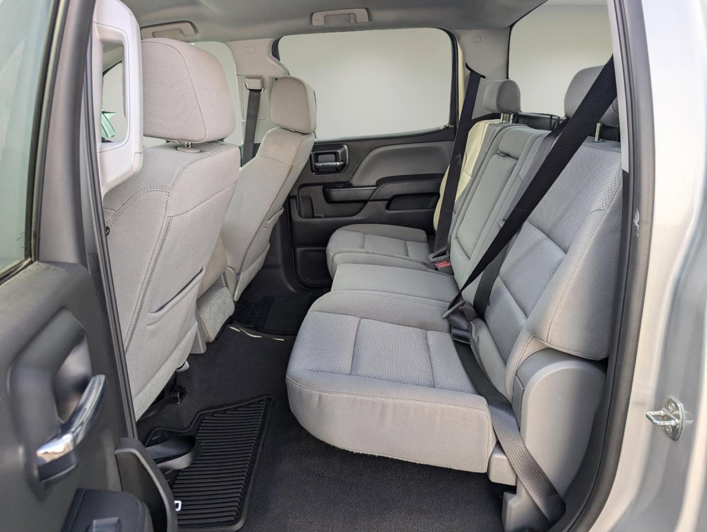 2018 /Dark Ash with Jet Black Interior Accents Chevrolet Silverado 1500 Custom (3GCPCPEC8JG) with an Gas V8 5.3L/325 engine, 6-Speed Automatic transmission, located at 3959 U.S. 80 W, Phenix City, AL, 36870, (334) 297-4885, 32.469296, -85.135185 - 2018 Chevrolet Silverado 1500 Custom - Photo#12