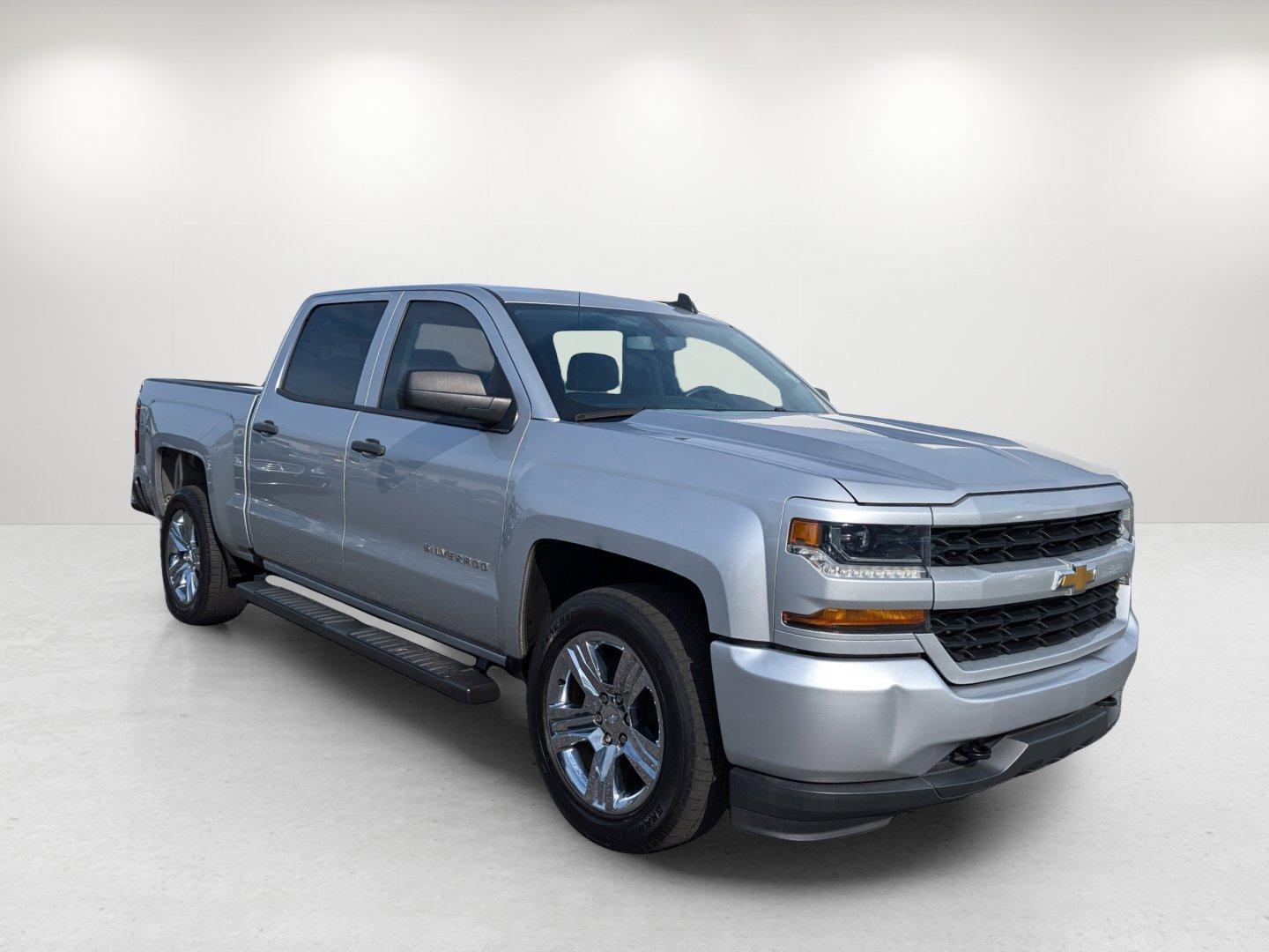 2018 /Dark Ash with Jet Black Interior Accents Chevrolet Silverado 1500 Custom (3GCPCPEC8JG) with an Gas V8 5.3L/325 engine, 6-Speed Automatic transmission, located at 3959 U.S. 80 W, Phenix City, AL, 36870, (334) 297-4885, 32.469296, -85.135185 - 2018 Chevrolet Silverado 1500 Custom - Photo#2