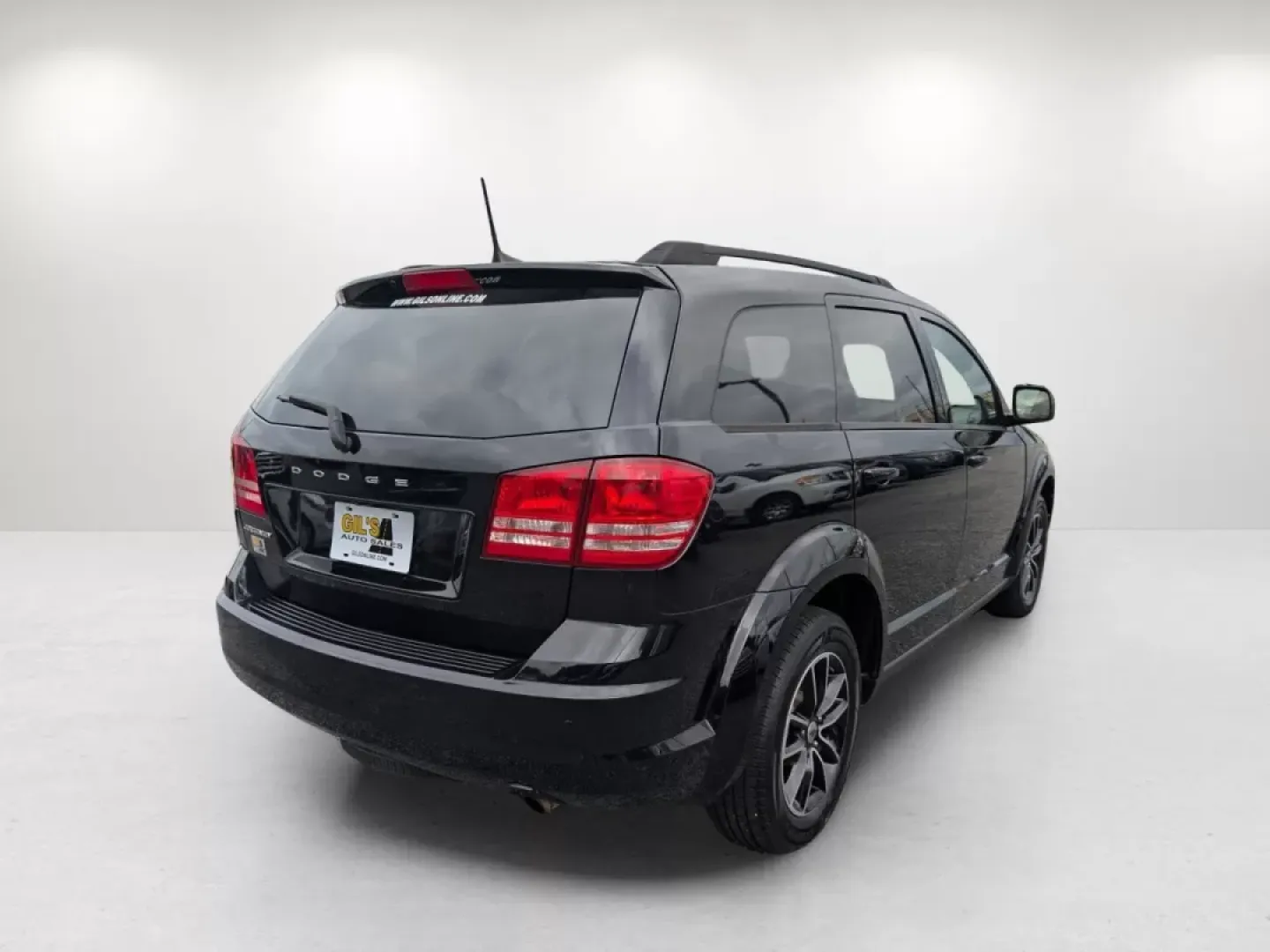 2018 /Black Dodge Journey SE (3C4PDCAB7JT) with an Other engine, located at 804 22nd Ave, Phenix City, AL, 36870, (334) 297-1860, 32.484749, -85.024475 - Are you ready to elevate your family road trips or weekend adventures? Look no further than this stunning 2018 Dodge Journey SE, the perfect SUV for active lifestyles and growing families! With seats for up to seven and ample cargo space, this vehicle effortlessly blends comfort and versatility, mak - Photo#4