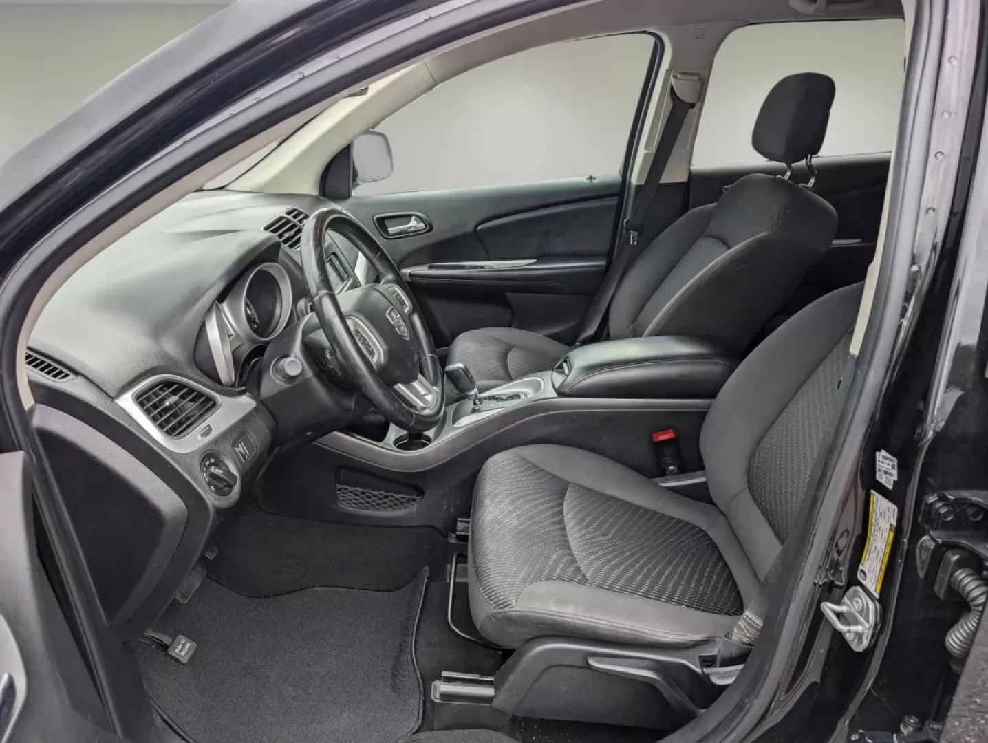 2018 /Black Dodge Journey SE (3C4PDCAB7JT) with an Other engine, located at 804 22nd Ave, Phenix City, AL, 36870, (334) 297-1860, 32.484749, -85.024475 - Are you ready to elevate your family road trips or weekend adventures? Look no further than this stunning 2018 Dodge Journey SE, the perfect SUV for active lifestyles and growing families! With seats for up to seven and ample cargo space, this vehicle effortlessly blends comfort and versatility, mak - Photo#9