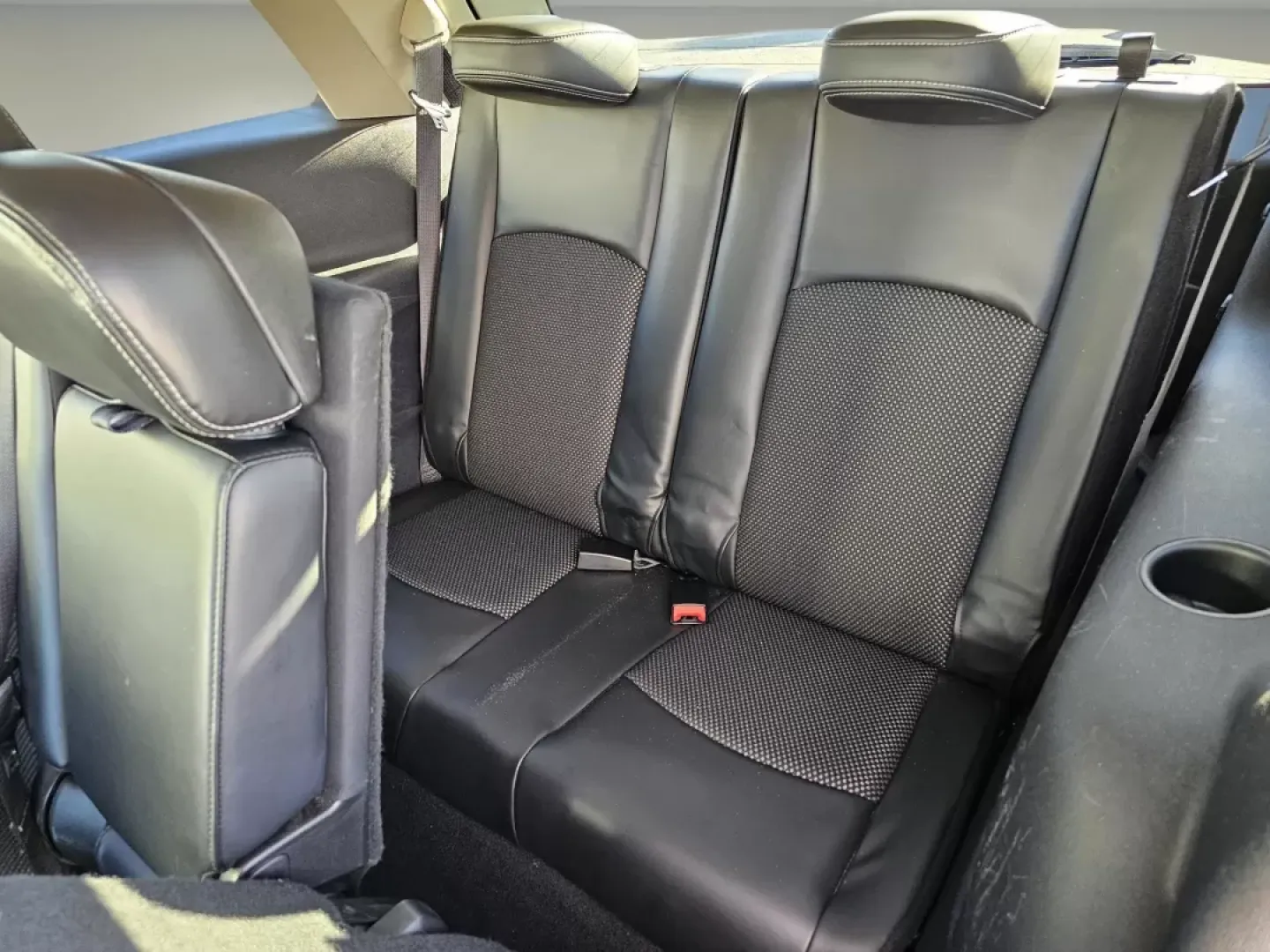 2018 /Black Dodge Journey Crossroad (3C4PDCGG7JT) with an Other engine, located at 3959 U.S. 80 W, Phenix City, AL, 36870, (334) 297-4885, 32.469296, -85.135185 - Ready to elevate your family's adventures? Look no further than this stunning 2018 Dodge Journey Crossroad, now available at Gils Auto in Phenix City, AL. With its spacious interior, advanced tech features, and robust performance, this SUV is perfect for growing families, weekend trips, or daily com - Photo#15