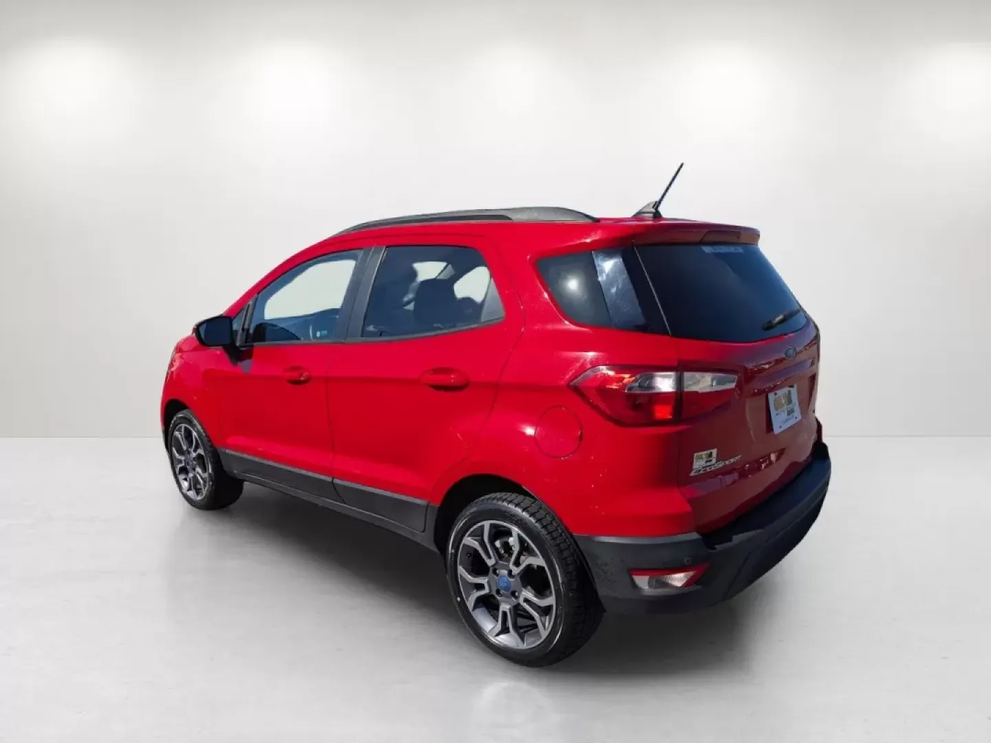 2018 Ford EcoSport SE (MAJ3P1TE4JC) with an Other engine, located at 1430 Gateway Drive, Opelika, AL, 36801, (334) 239-0944, 32.637871, -85.409790 - Are you looking for a compact SUV that seamlessly fits your dynamic lifestyle? Look no further! This 2018 Ford EcoSport SE is not just a vehicle; it's your next adventure companion, perfect for both urban commuting and weekend getaways. Whether you're a growing family seeking convenience or a young - Photo#6
