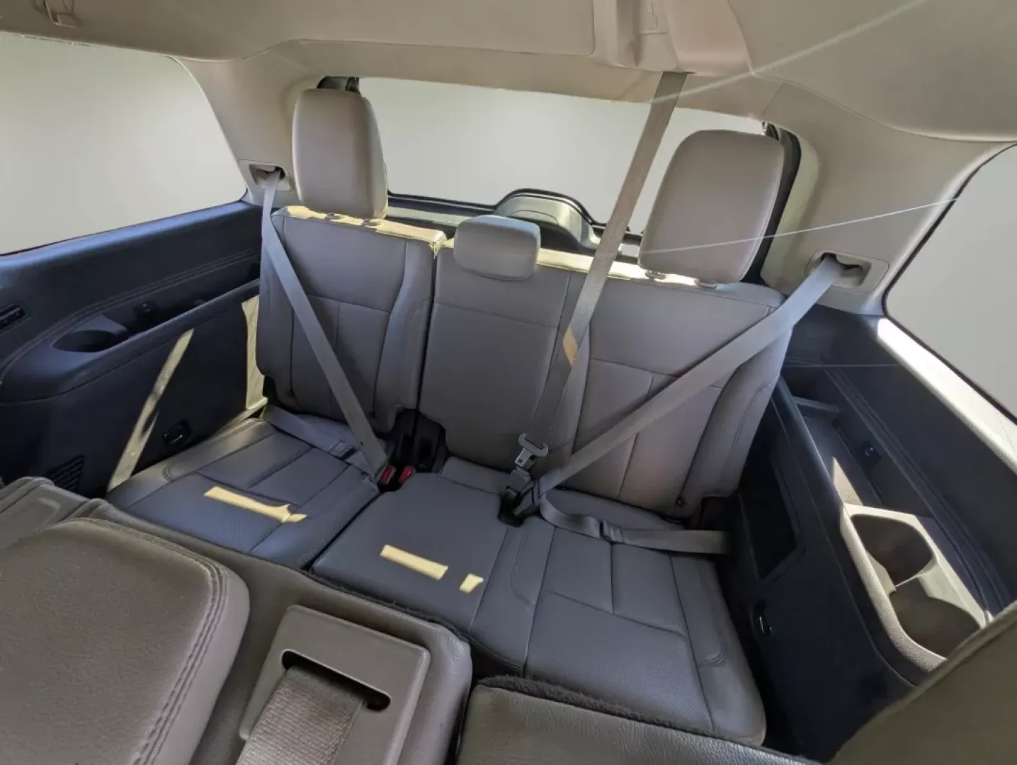 2018 Ford Expedition XLT (1FMJU1HT9JE) with an Other engine, located at 3959 U.S. 80 W, Phenix City, AL, 36870, (334) 297-4885, 32.469296, -85.135185 - **Experience Adventure and Comfort with the 2018 Ford Expedition XLT!** <br /> <br /> If you're embarking on family road trips or need a reliable vehicle for your daily commute, the 2018 Ford Expedition XLT is the perfect fit for your lifestyle. This spacious SUV offers the ideal blend of comfort, - Photo#11