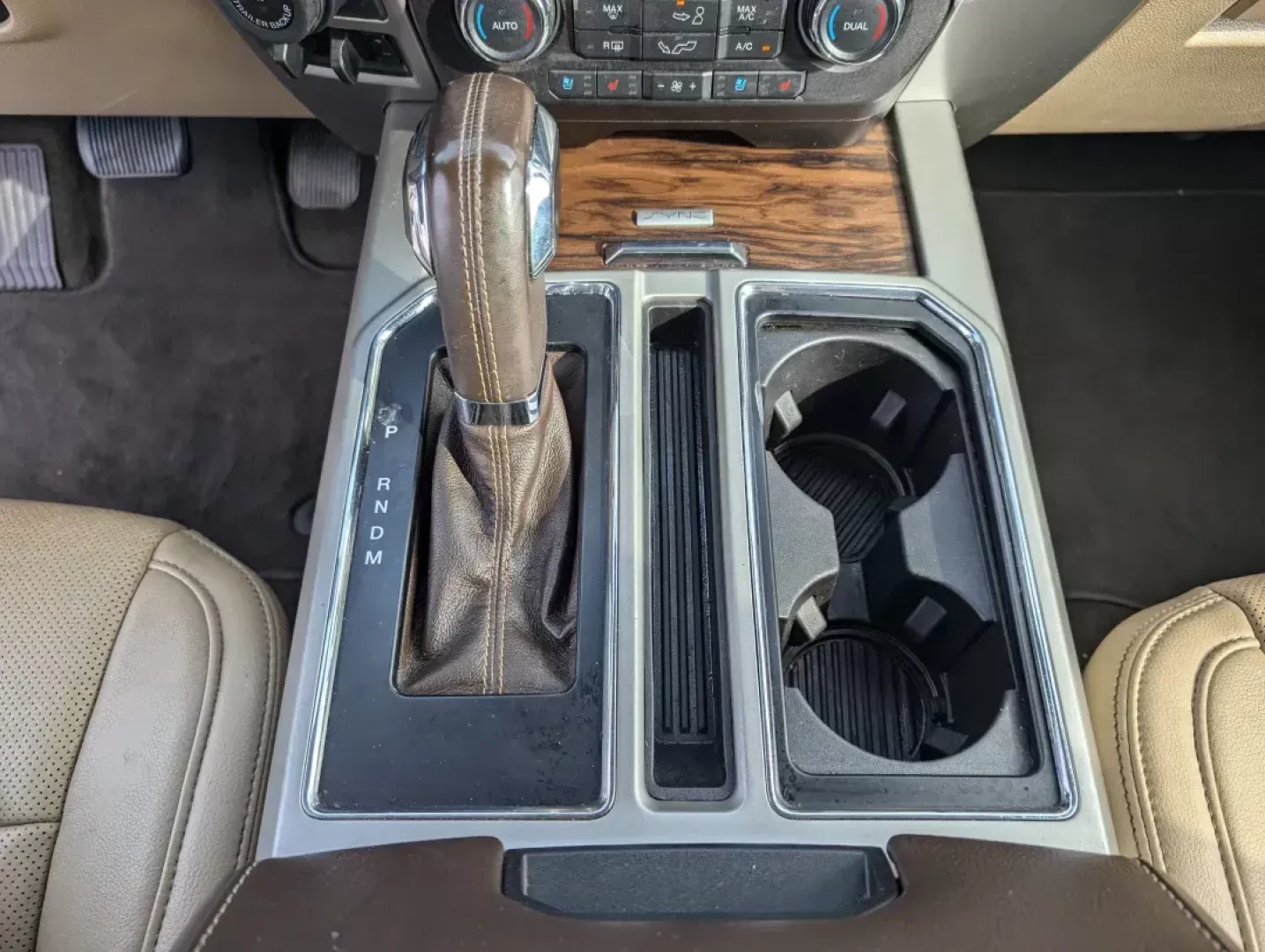 2018 Ford F-150 LARIAT (1FTEW1E55JK) with an Regular Unleaded V-8 5.0 L/302 engine, 10-Speed Automatic w/OD transmission, located at 5115 14th Ave., Columbus, GA, 31904, (706) 323-0345, 32.511494, -84.971046 - 2018 Ford F-150 LARIAT - Photo#13