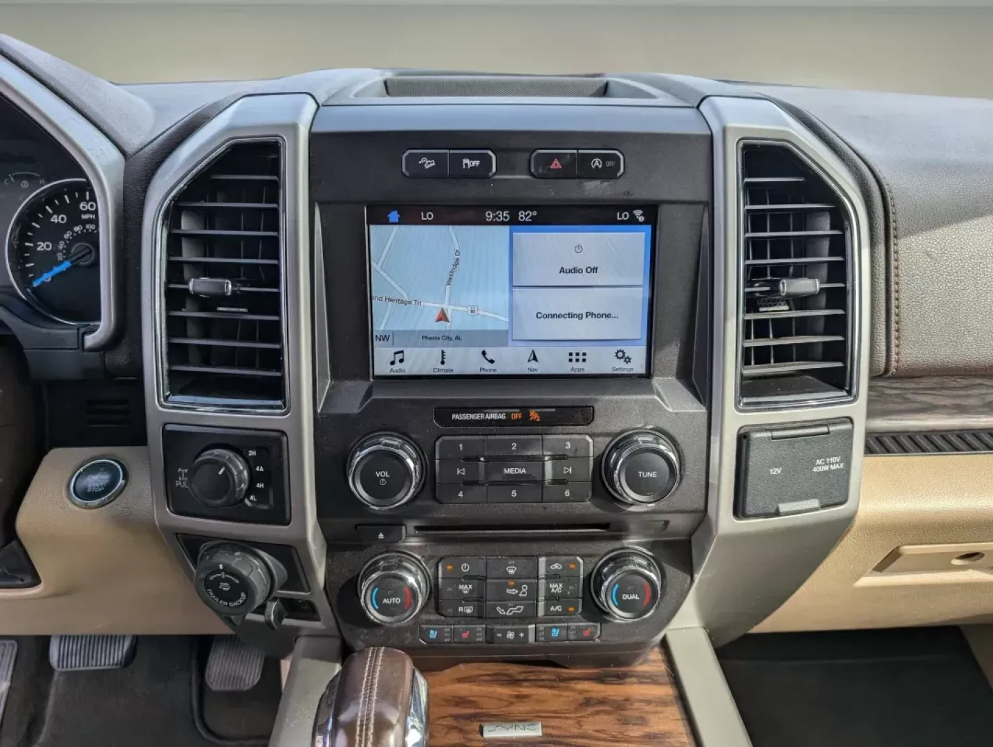 2018 Ford F-150 LARIAT (1FTEW1E55JK) with an Regular Unleaded V-8 5.0 L/302 engine, 10-Speed Automatic w/OD transmission, located at 5115 14th Ave., Columbus, GA, 31904, (706) 323-0345, 32.511494, -84.971046 - 2018 Ford F-150 LARIAT - Photo#14