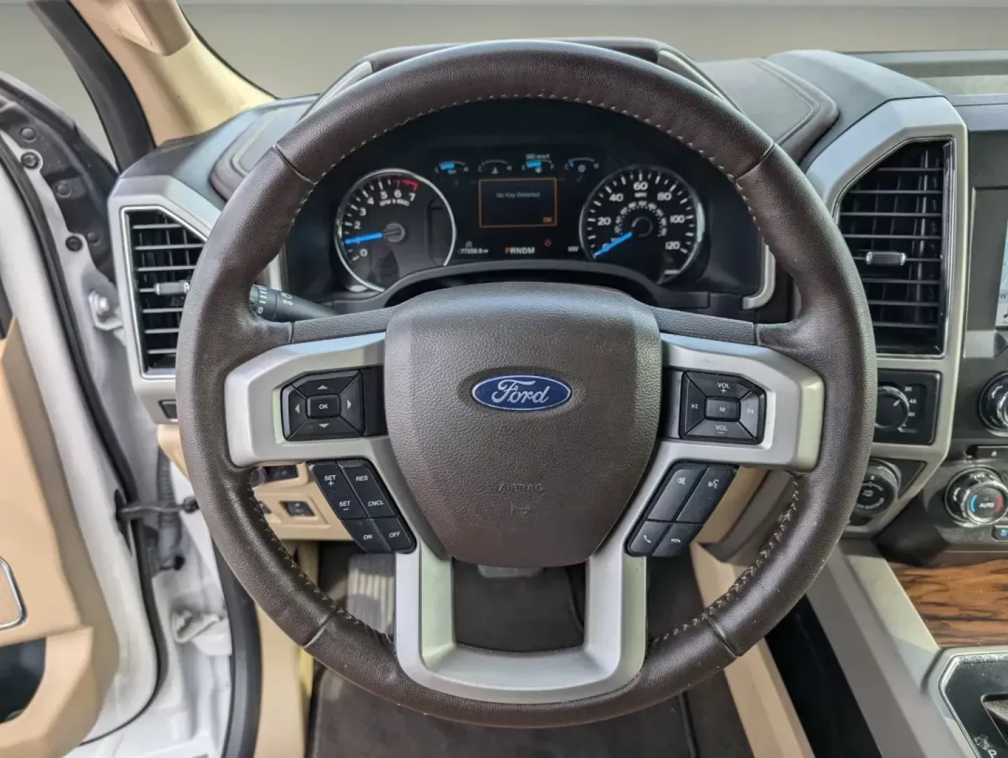 2018 Ford F-150 LARIAT (1FTEW1E55JK) with an Regular Unleaded V-8 5.0 L/302 engine, 10-Speed Automatic w/OD transmission, located at 5115 14th Ave., Columbus, GA, 31904, (706) 323-0345, 32.511494, -84.971046 - 2018 Ford F-150 LARIAT - Photo#15