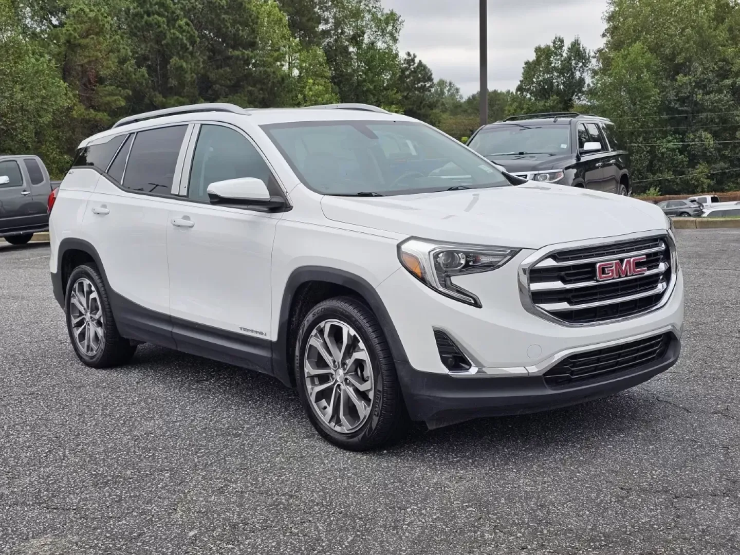 2018 /Medium Ash Gray/Jet Black GMC Terrain SLT (3GKALPEX7JL) with an Other engine, located at 3959 U.S. 80 W, Phenix City, AL, 36870, (334) 297-4885, 32.469296, -85.135185 - ### Discover the Perfect Family SUV: 2018 GMC Terrain SLT at Gils Auto - Phenix City<br /> <br /> Are you ready to elevate your family's adventures without compromise? The 2018 GMC Terrain SLT is designed for those who crave versatility and style, making it the perfect companion for everything from - Photo#2
