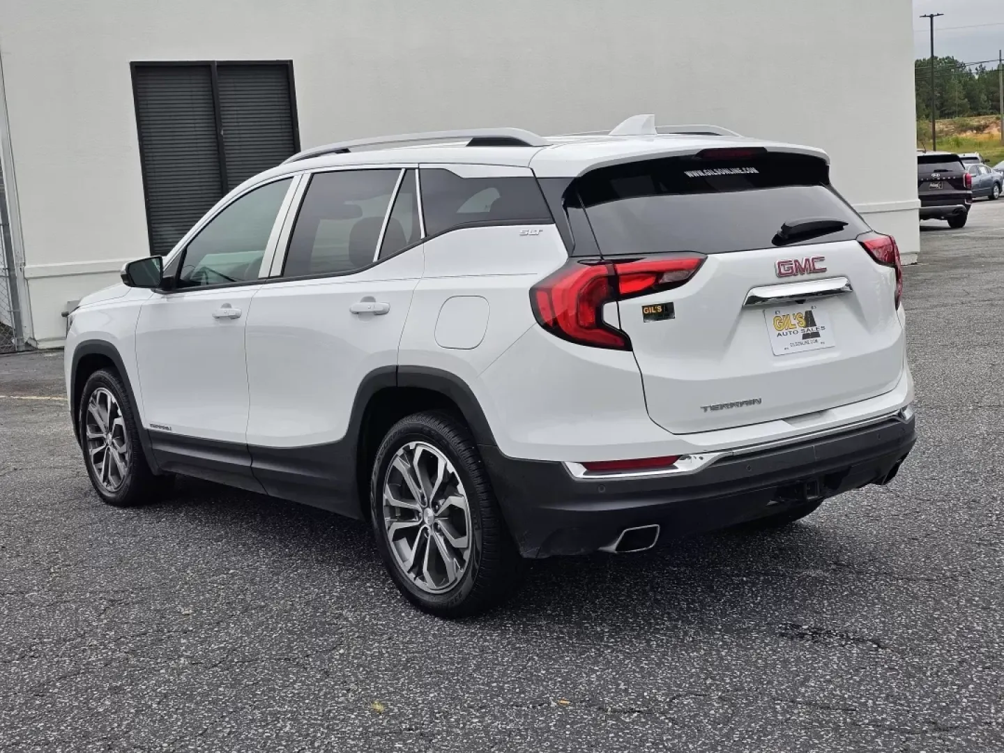 2018 /Medium Ash Gray/Jet Black GMC Terrain SLT (3GKALPEX7JL) with an Other engine, located at 3959 U.S. 80 W, Phenix City, AL, 36870, (334) 297-4885, 32.469296, -85.135185 - ### Discover the Perfect Family SUV: 2018 GMC Terrain SLT at Gils Auto - Phenix City<br /> <br /> Are you ready to elevate your family's adventures without compromise? The 2018 GMC Terrain SLT is designed for those who crave versatility and style, making it the perfect companion for everything from - Photo#6