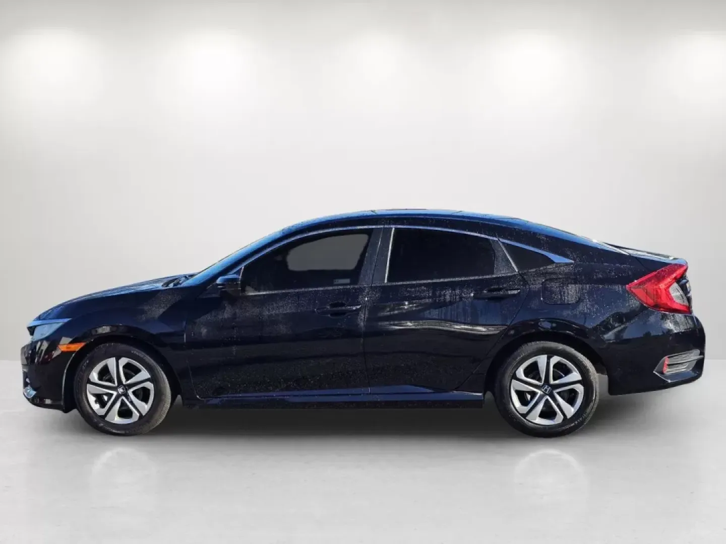 2018 Honda Civic Sedan LX (19XFC2F59JE) with an Other engine, located at 3959 U.S. 80 W, Phenix City, AL, 36870, (334) 297-4885, 32.469296, -85.135185 - Are you searching for a vehicle that perfectly balances style, efficiency, and reliability? Look no further! At Gils Auto in Phenix City, AL, we have the perfect 2018 Honda Civic Sedan ready to elevate your daily commute and weekend adventures alike. This sporty yet practical vehicle is ideal for bo - Photo#8