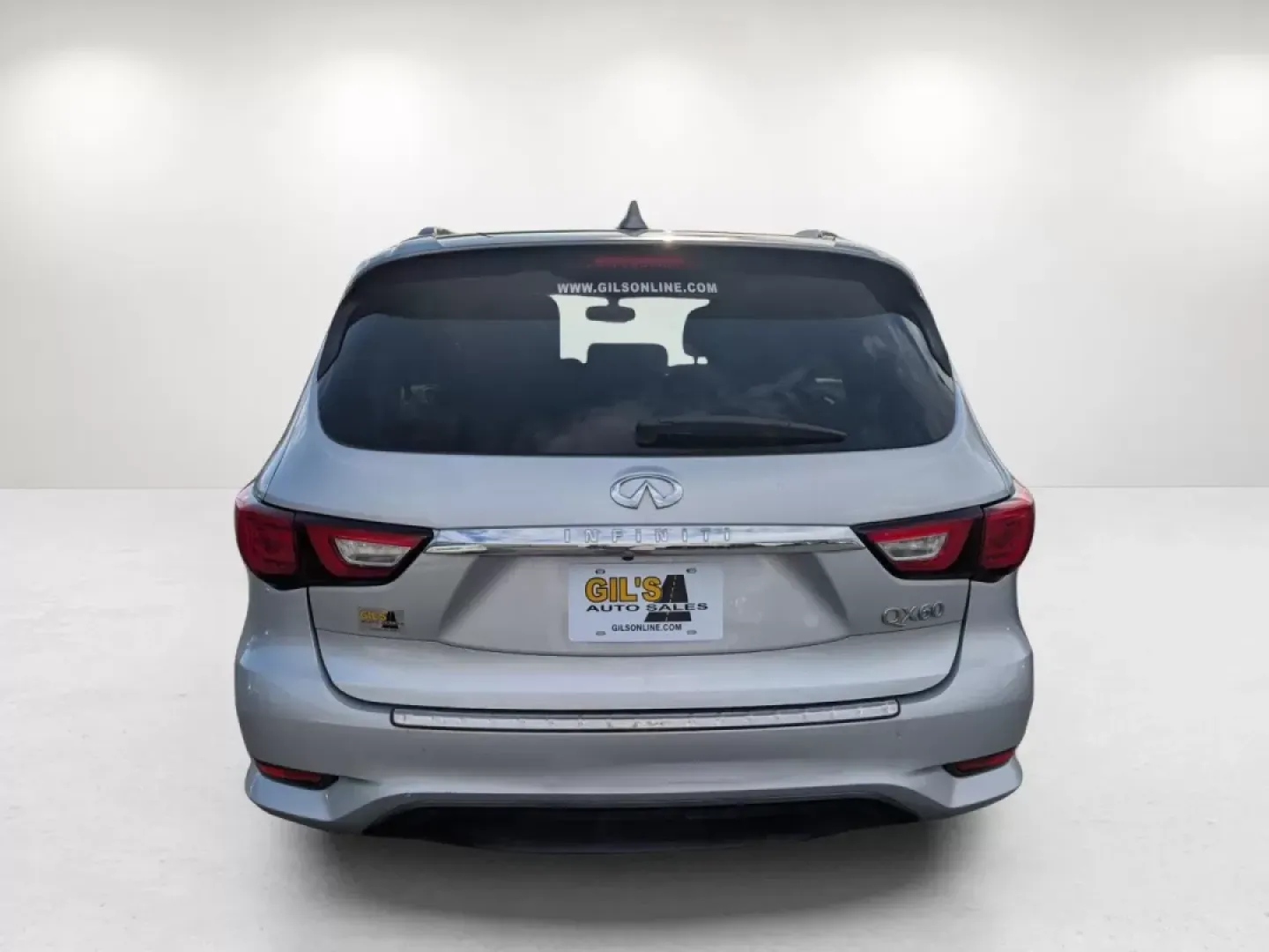 2018 /Graphite Infiniti QX60 (5N1DL0MM6JC) with an Other engine, located at 3959 U.S. 80 W, Phenix City, AL, 36870, (334) 297-4885, 32.469296, -85.135185 - **Elevate Your Family Adventures with the 2018 Infiniti QX60 at Gils Auto!**<br /> <br /> Are you in search of the perfect family SUV that masterfully combines luxury and practicality? Look no further than the 2018 Infiniti QX60, available now at Gils Auto in Phenix City, AL! This stunning vehicle i - Photo#6