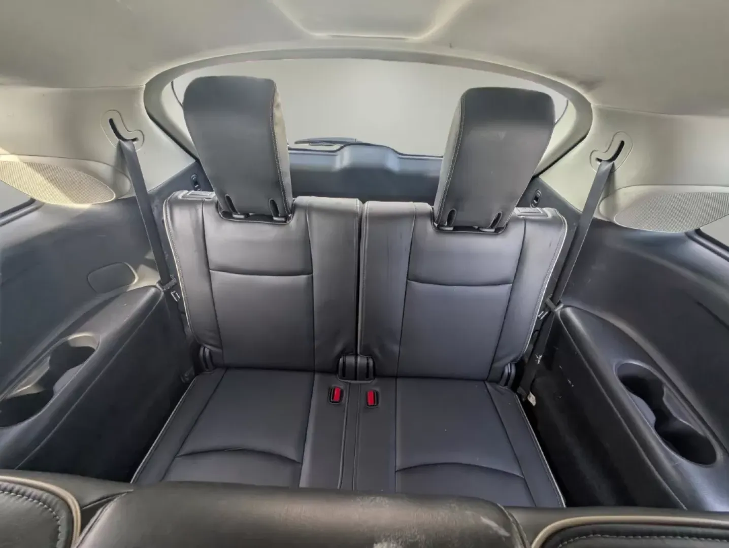 2018 /Graphite Infiniti QX60 (5N1DL0MM6JC) with an Other engine, located at 3959 U.S. 80 W, Phenix City, AL, 36870, (334) 297-4885, 32.469296, -85.135185 - **Elevate Your Family Adventures with the 2018 Infiniti QX60 at Gils Auto!**<br /> <br /> Are you in search of the perfect family SUV that masterfully combines luxury and practicality? Look no further than the 2018 Infiniti QX60, available now at Gils Auto in Phenix City, AL! This stunning vehicle i - Photo#12