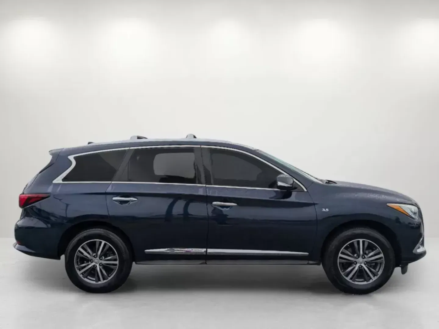2018 /Graphite Infiniti QX60 (5N1DL0MMXJC) with an Premium Unleaded V-6 3.5 L/213 engine, 1-Speed CVT w/OD transmission, located at 521 Old Farm Lane Rd, Prattville, AL, 36066, (334) 325-1505, 32.482460, -86.416367 - 2018 Infiniti QX60 - Photo#3