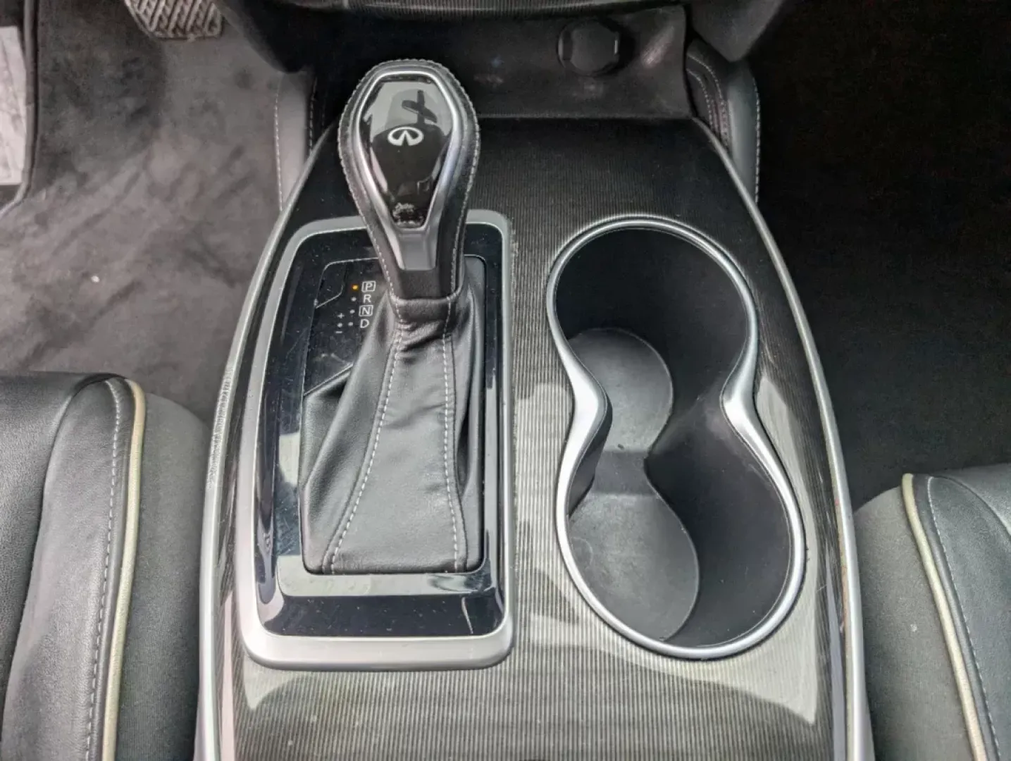 2018 /Graphite Infiniti QX60 (5N1DL0MMXJC) with an Premium Unleaded V-6 3.5 L/213 engine, 1-Speed CVT w/OD transmission, located at 521 Old Farm Lane Rd, Prattville, AL, 36066, (334) 325-1505, 32.482460, -86.416367 - 2018 Infiniti QX60 - Photo#15