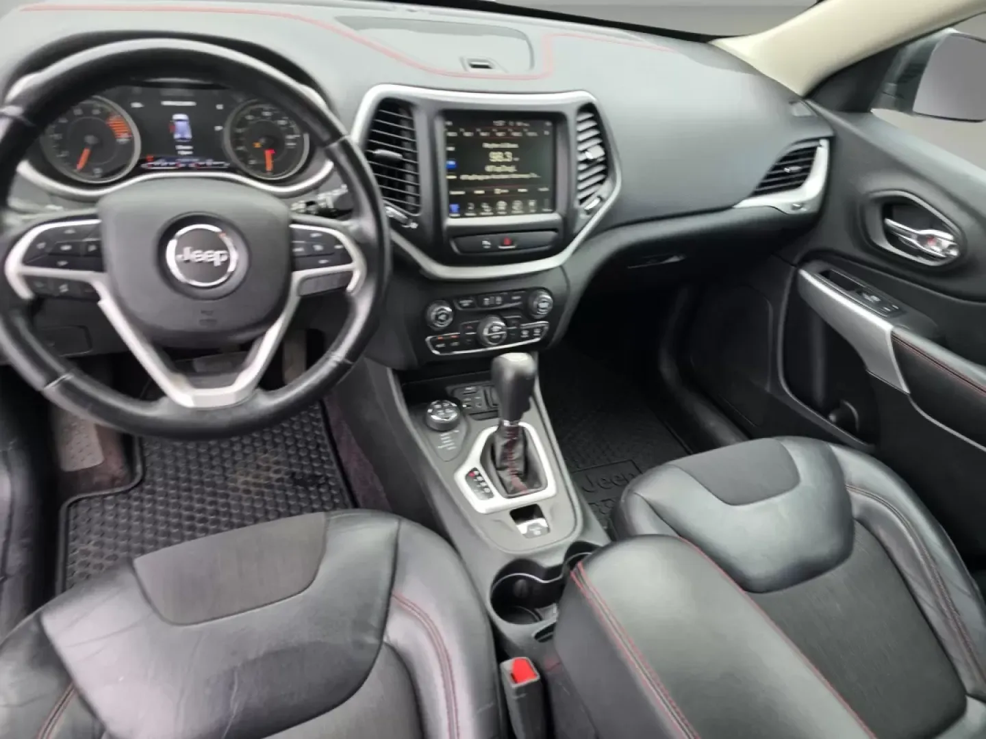 2018 /Black Jeep Cherokee Trailhawk (1C4PJMBX1JD) with an Other engine, located at 7000 Northlake Connector, Columbus, GA, 31904, (706) 987-8085, 32.524975, -84.978134 - **Unleash Adventure with the 2018 Jeep Cherokee Trailhawk Your Perfect Companion for Every Journey!**<br /> <br /> Are you ready to elevate your outdoor escapades or simply enhance your daily commute? Look no further than the 2018 Jeep Cherokee Trailhawk, available now at Gils Auto in Phenix City, - Photo#13