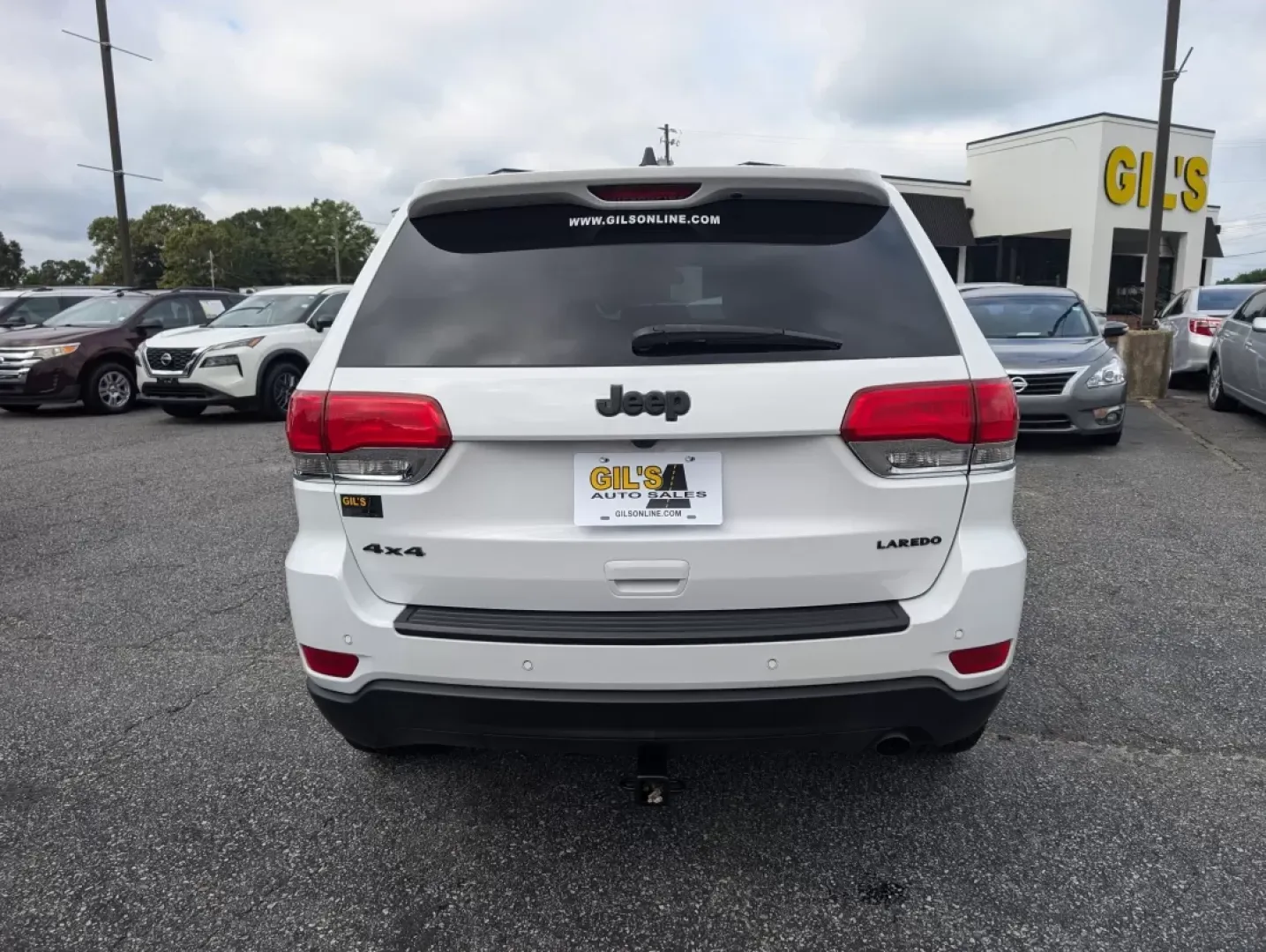 2018 /Black Jeep Grand Cherokee Laredo (1C4RJFAG9JC) with an Other engine, located at 3959 U.S. 80 W, Phenix City, AL, 36870, (334) 297-4885, 32.469296, -85.135185 - **Elevate Your Adventures with the 2018 Jeep Grand Cherokee Laredo Perfect for Weekend Warriors and Family Getaways!**<br /> <br /> If you're searching for the ultimate vehicle that blends adventure with everyday practicality, look no further than the 2018 Jeep Grand Cherokee Laredo, available now - Photo#4