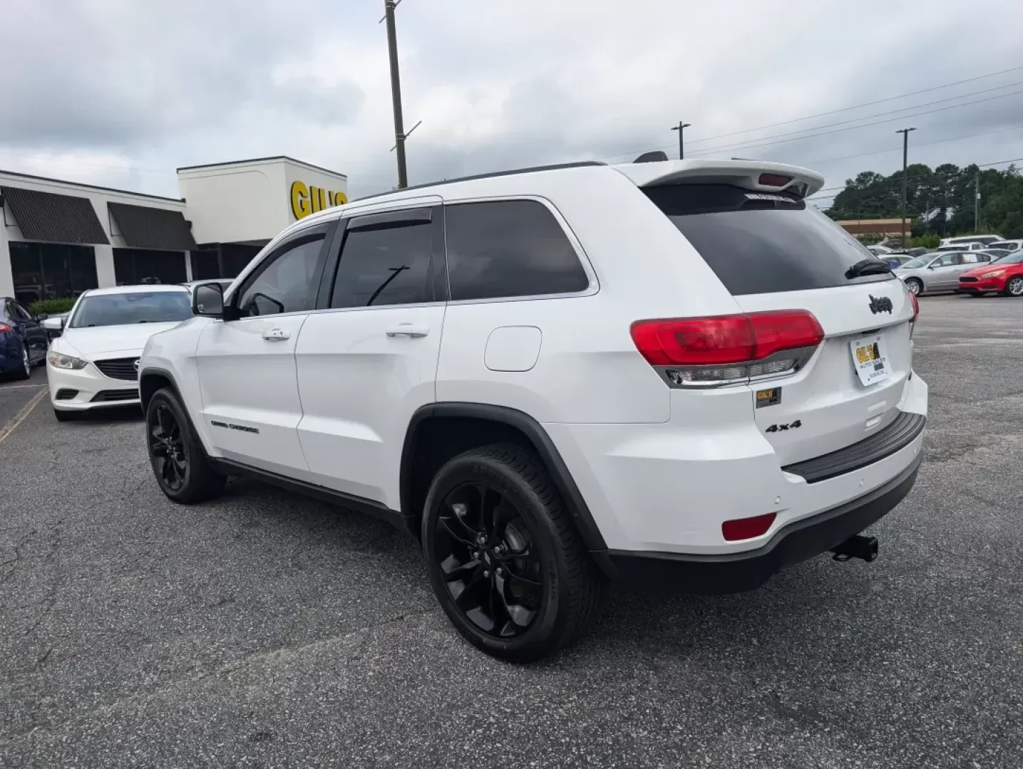 2018 /Black Jeep Grand Cherokee Laredo (1C4RJFAG9JC) with an Other engine, located at 3959 U.S. 80 W, Phenix City, AL, 36870, (334) 297-4885, 32.469296, -85.135185 - **Elevate Your Adventures with the 2018 Jeep Grand Cherokee Laredo Perfect for Weekend Warriors and Family Getaways!**<br /> <br /> If you're searching for the ultimate vehicle that blends adventure with everyday practicality, look no further than the 2018 Jeep Grand Cherokee Laredo, available now - Photo#5