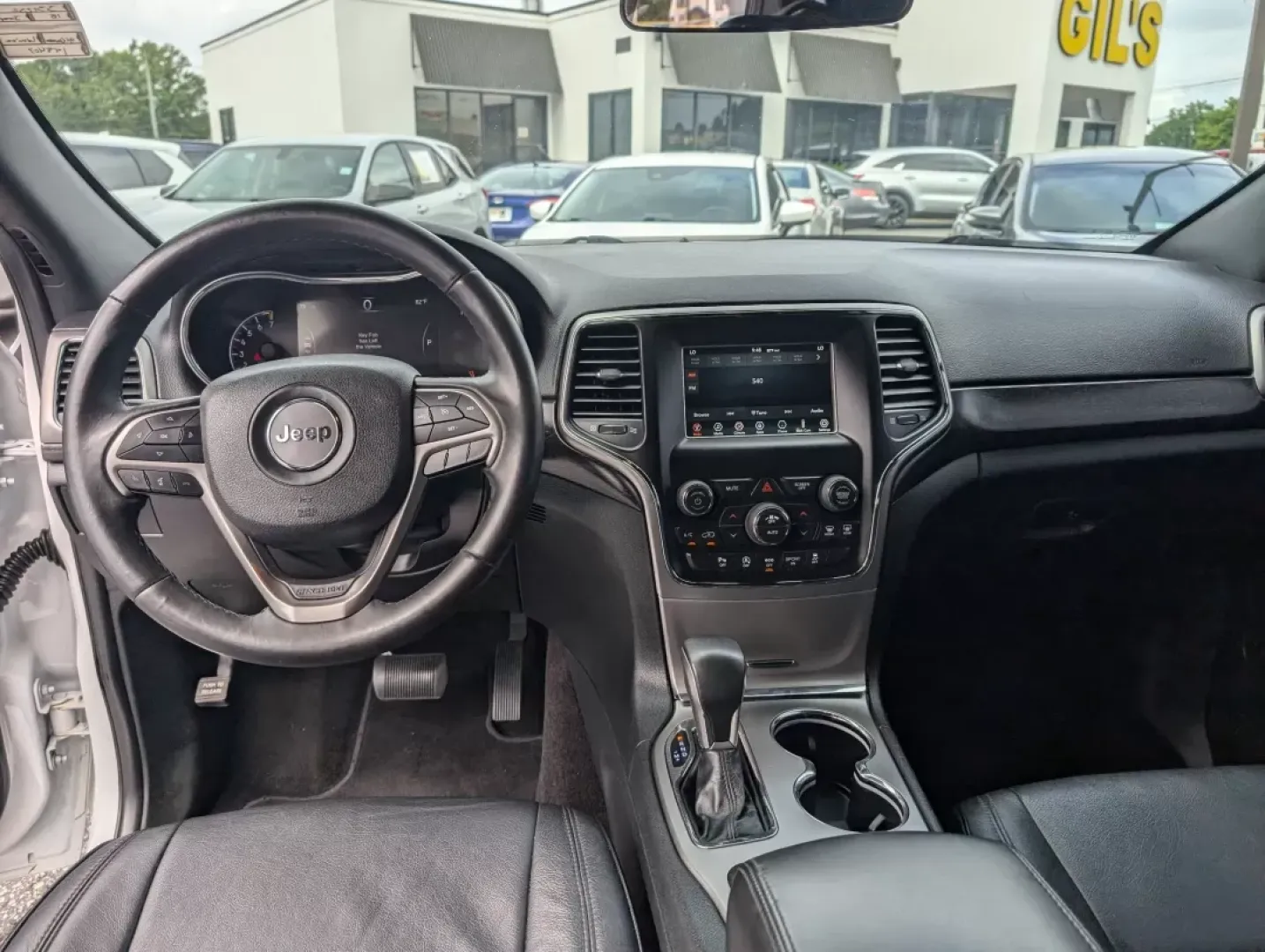 2018 /Black Jeep Grand Cherokee Laredo (1C4RJFAG9JC) with an Other engine, located at 3959 U.S. 80 W, Phenix City, AL, 36870, (334) 297-4885, 32.469296, -85.135185 - **Elevate Your Adventures with the 2018 Jeep Grand Cherokee Laredo Perfect for Weekend Warriors and Family Getaways!**<br /> <br /> If you're searching for the ultimate vehicle that blends adventure with everyday practicality, look no further than the 2018 Jeep Grand Cherokee Laredo, available now - Photo#9