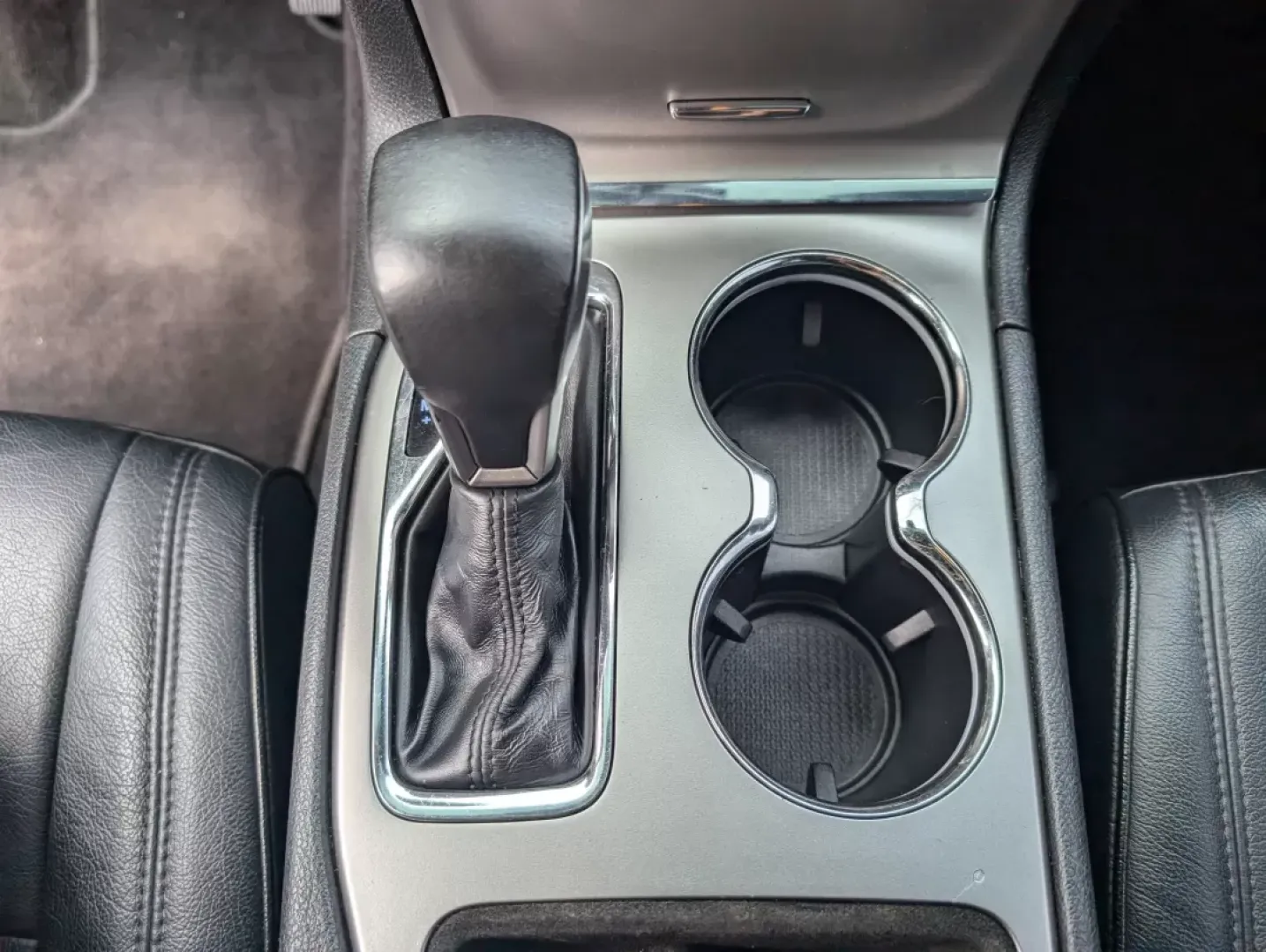 2018 /Black Jeep Grand Cherokee Laredo (1C4RJFAG9JC) with an Other engine, located at 3959 U.S. 80 W, Phenix City, AL, 36870, (334) 297-4885, 32.469296, -85.135185 - **Elevate Your Adventures with the 2018 Jeep Grand Cherokee Laredo Perfect for Weekend Warriors and Family Getaways!**<br /> <br /> If you're searching for the ultimate vehicle that blends adventure with everyday practicality, look no further than the 2018 Jeep Grand Cherokee Laredo, available now - Photo#10