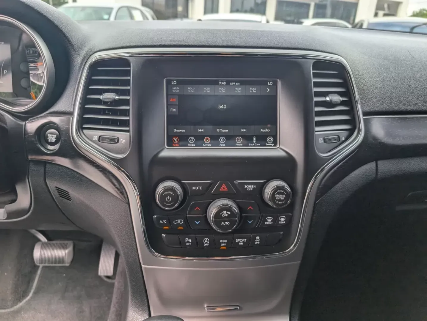 2018 /Black Jeep Grand Cherokee Laredo (1C4RJFAG9JC) with an Other engine, located at 3959 U.S. 80 W, Phenix City, AL, 36870, (334) 297-4885, 32.469296, -85.135185 - **Elevate Your Adventures with the 2018 Jeep Grand Cherokee Laredo Perfect for Weekend Warriors and Family Getaways!**<br /> <br /> If you're searching for the ultimate vehicle that blends adventure with everyday practicality, look no further than the 2018 Jeep Grand Cherokee Laredo, available now - Photo#11