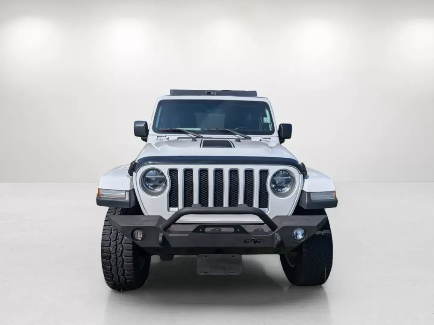 2018 /Black Jeep Wrangler Sahara (1C4HJXEG3JW) with an Other engine, located at 1430 Gateway Drive, Opelika, AL, 36801, (334) 239-0944, 32.637871, -85.409790 - Adventure awaits with this stunning 2018 Jeep Wrangler Unlimited Sahara, a perfect companion for those who love the great outdoors! Whether you're navigating weekend getaways, family road trips, or simply commuting to work in style, this convertible 4WD SUV is designed to meet all your driving needs - Photo#1
