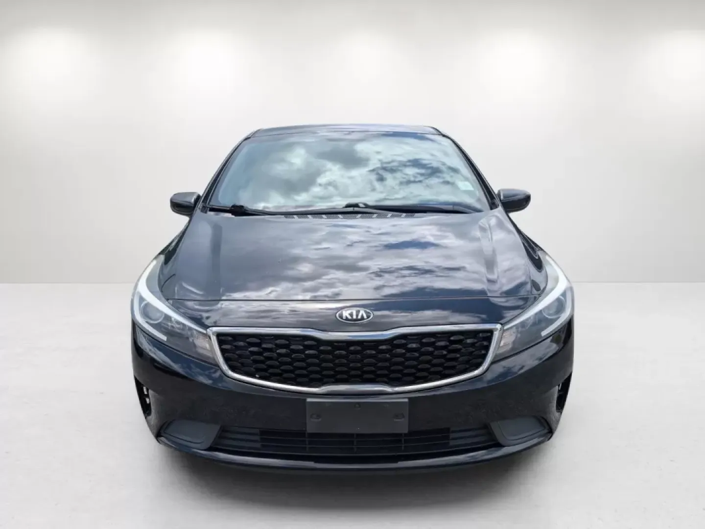 2018 /Black Kia Forte LX (3KPFL4A75JE) with an Other engine, located at 1430 Gateway Drive, Opelika, AL, 36801, (334) 239-0944, 32.637871, -85.409790 - **Discover Freedom and Comfort with the 2018 Kia Forte at Gils Auto Phenix City #2!**<br /> <br /> Are you searching for a reliable vehicle that balances style, comfort, and efficiency? Look no further than our stunning 2018 Kia Forte, perfect for those daily commutes or weekend adventures with fam - Photo#1