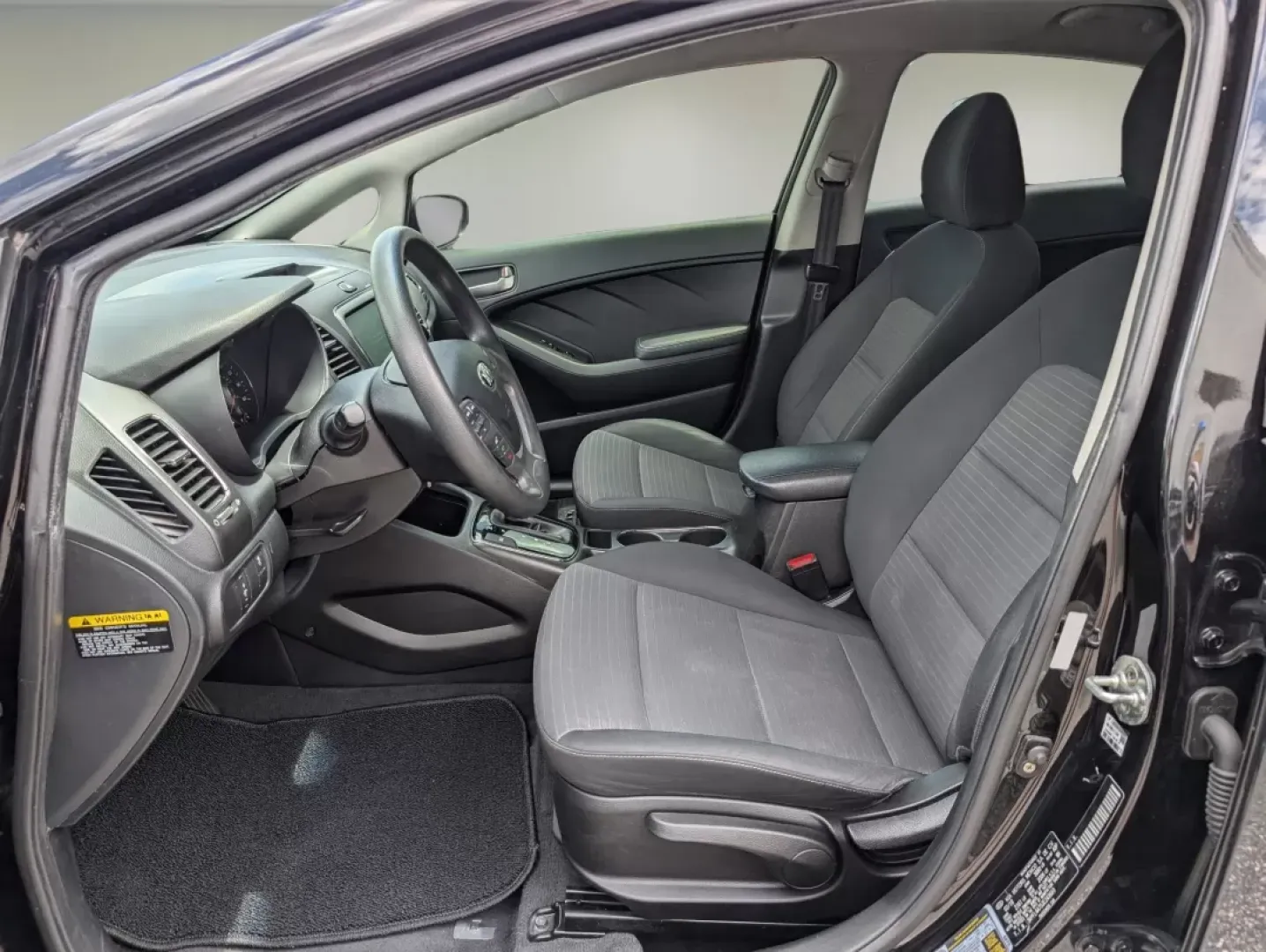 2018 /Black Kia Forte LX (3KPFL4A75JE) with an Other engine, located at 1430 Gateway Drive, Opelika, AL, 36801, (334) 239-0944, 32.637871, -85.409790 - **Discover Freedom and Comfort with the 2018 Kia Forte at Gils Auto Phenix City #2!**<br /> <br /> Are you searching for a reliable vehicle that balances style, comfort, and efficiency? Look no further than our stunning 2018 Kia Forte, perfect for those daily commutes or weekend adventures with fam - Photo#9