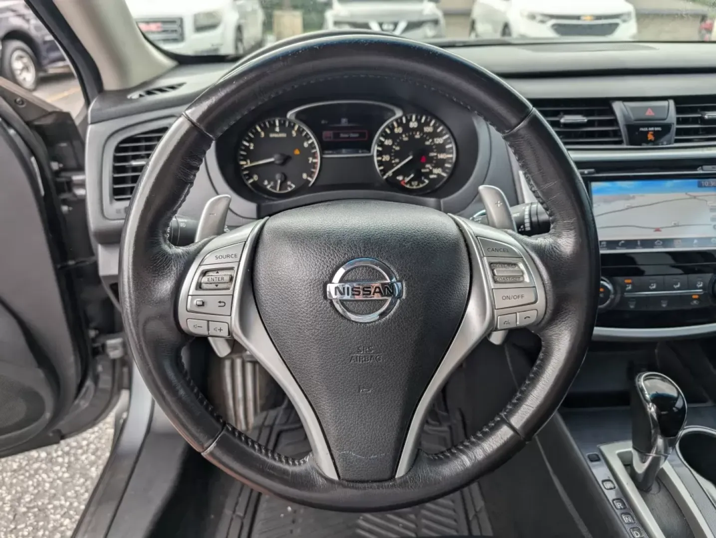 2018 /Sport Interior Nissan Altima 2.5 SR (1N4AL3AP3JC) with an Other engine, located at 3959 U.S. 80 W, Phenix City, AL, 36870, (334) 297-4885, 32.469296, -85.135185 - Experience the perfect blend of style, comfort, and functionality with the 2018 Nissan Altima 2.5 SR, now available at Gils Auto in Phenix City, AL. This sedan is ideal for those who navigate daily commutes, run errands for growing families, or seek the weekend adventure. With its striking Gun Metal - Photo#12