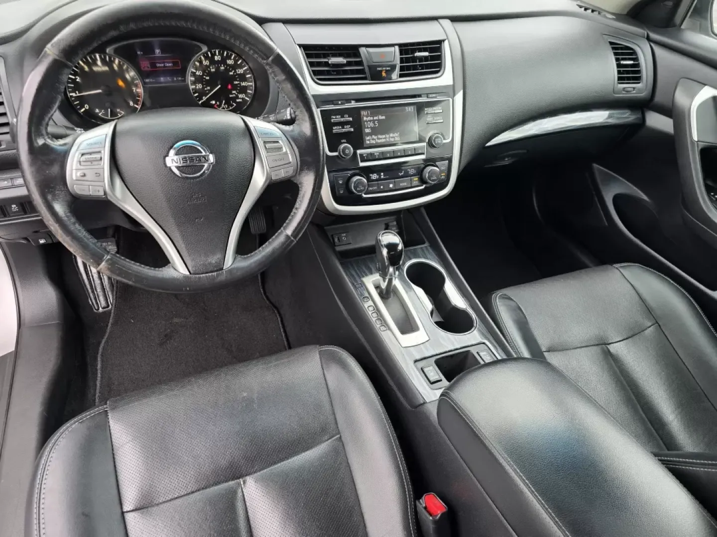 2018 /Charcoal Nissan Altima 2.5 SL (1N4AL3AP4JC) with an Other engine, located at 1430 Gateway Drive, Opelika, AL, 36801, (334) 239-0944, 32.637871, -85.409790 - ### Discover the 2018 Nissan Altima 2.5 SL Your Perfect Commuter Companion!<br /> <br /> Are you searching for a reliable vehicle that seamlessly fits into your busy lifestyle? Look no further than this stunning 2018 Nissan Altima 2.5 SL, now available at Gils Auto in Phenix City, AL! This sedan is - Photo#13