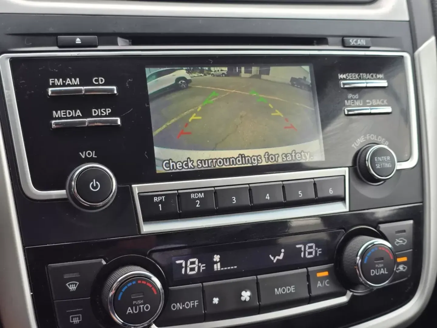 2018 /Charcoal Nissan Altima 2.5 SL (1N4AL3AP4JC) with an Other engine, located at 1430 Gateway Drive, Opelika, AL, 36801, (334) 239-0944, 32.637871, -85.409790 - ### Discover the 2018 Nissan Altima 2.5 SL Your Perfect Commuter Companion!<br /> <br /> Are you searching for a reliable vehicle that seamlessly fits into your busy lifestyle? Look no further than this stunning 2018 Nissan Altima 2.5 SL, now available at Gils Auto in Phenix City, AL! This sedan is - Photo#18